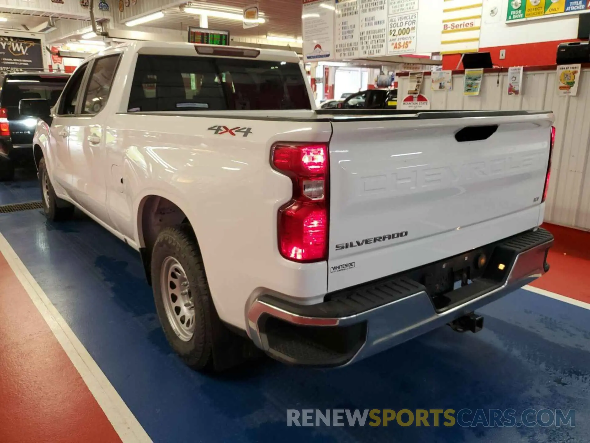 25 Photograph of a damaged car 1GCUYDED4KZ291324 CHEVROLET SILVERADO 2019