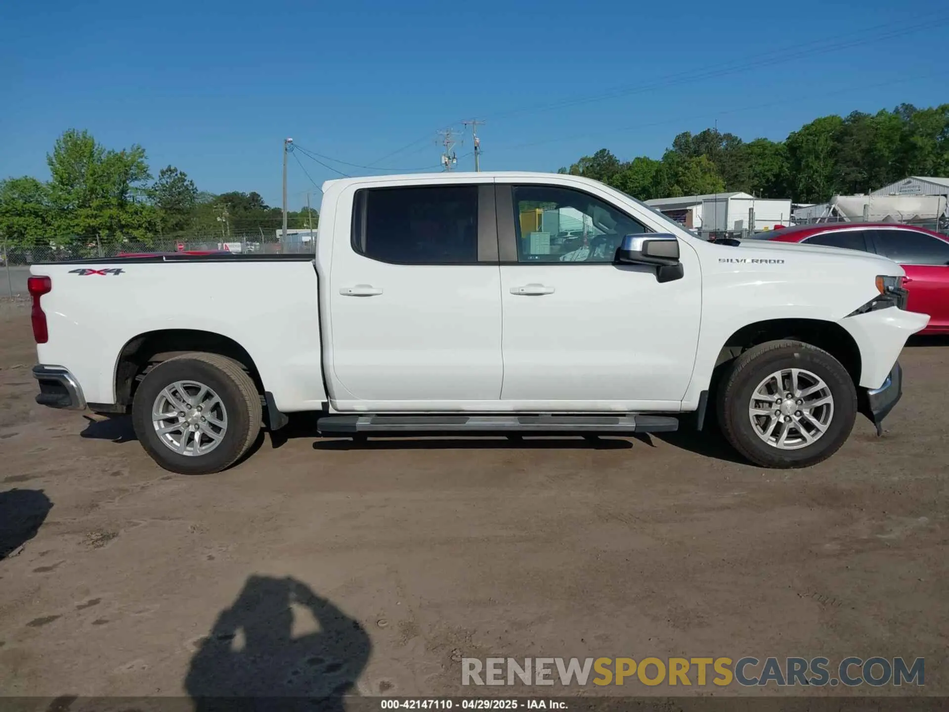 13 Photograph of a damaged car 1GCUYDED8KZ108698 CHEVROLET SILVERADO 2019
