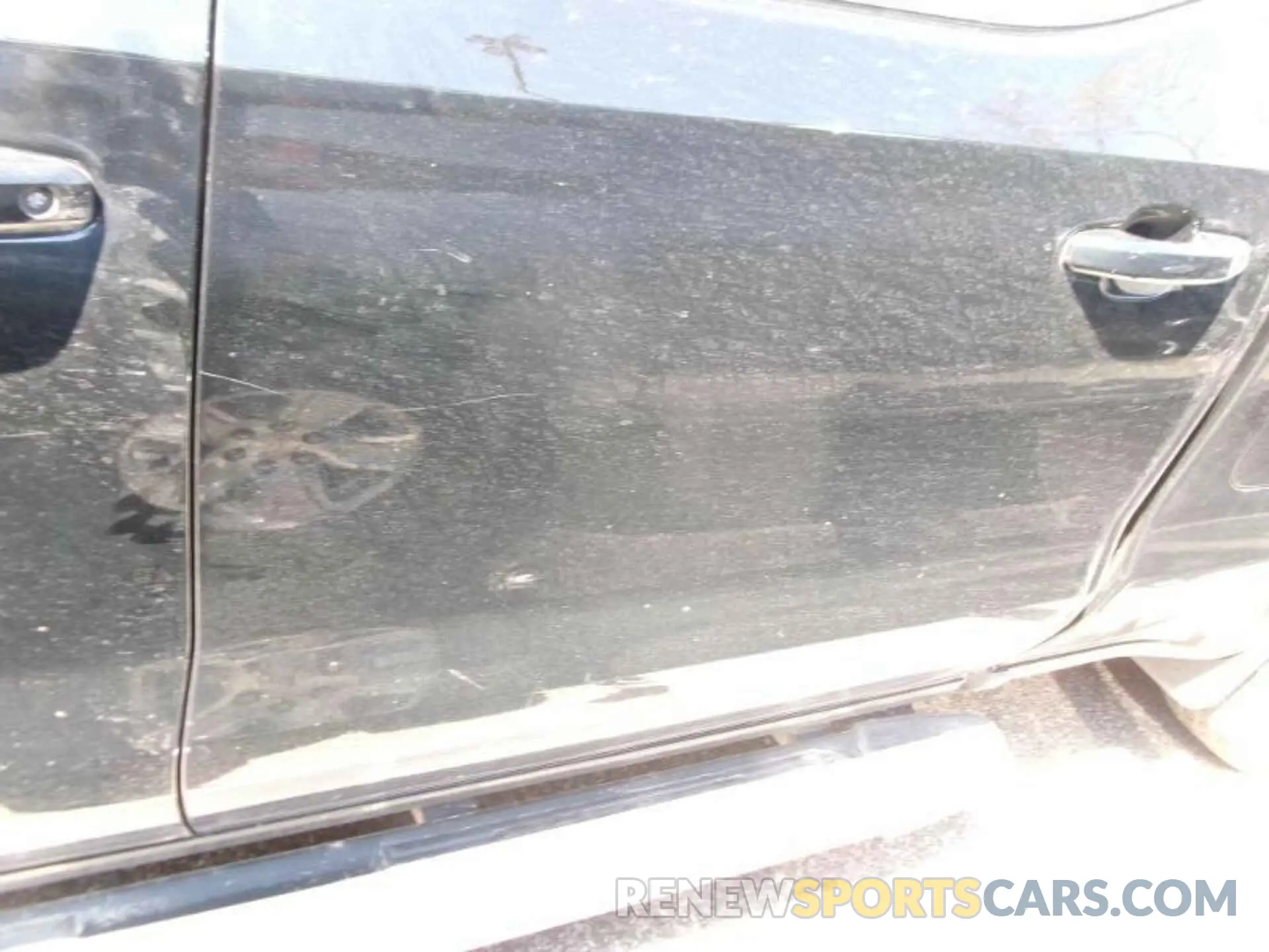 19 Photograph of a damaged car 1GCUYDED9KZ257265 CHEVROLET SILVERADO 2019