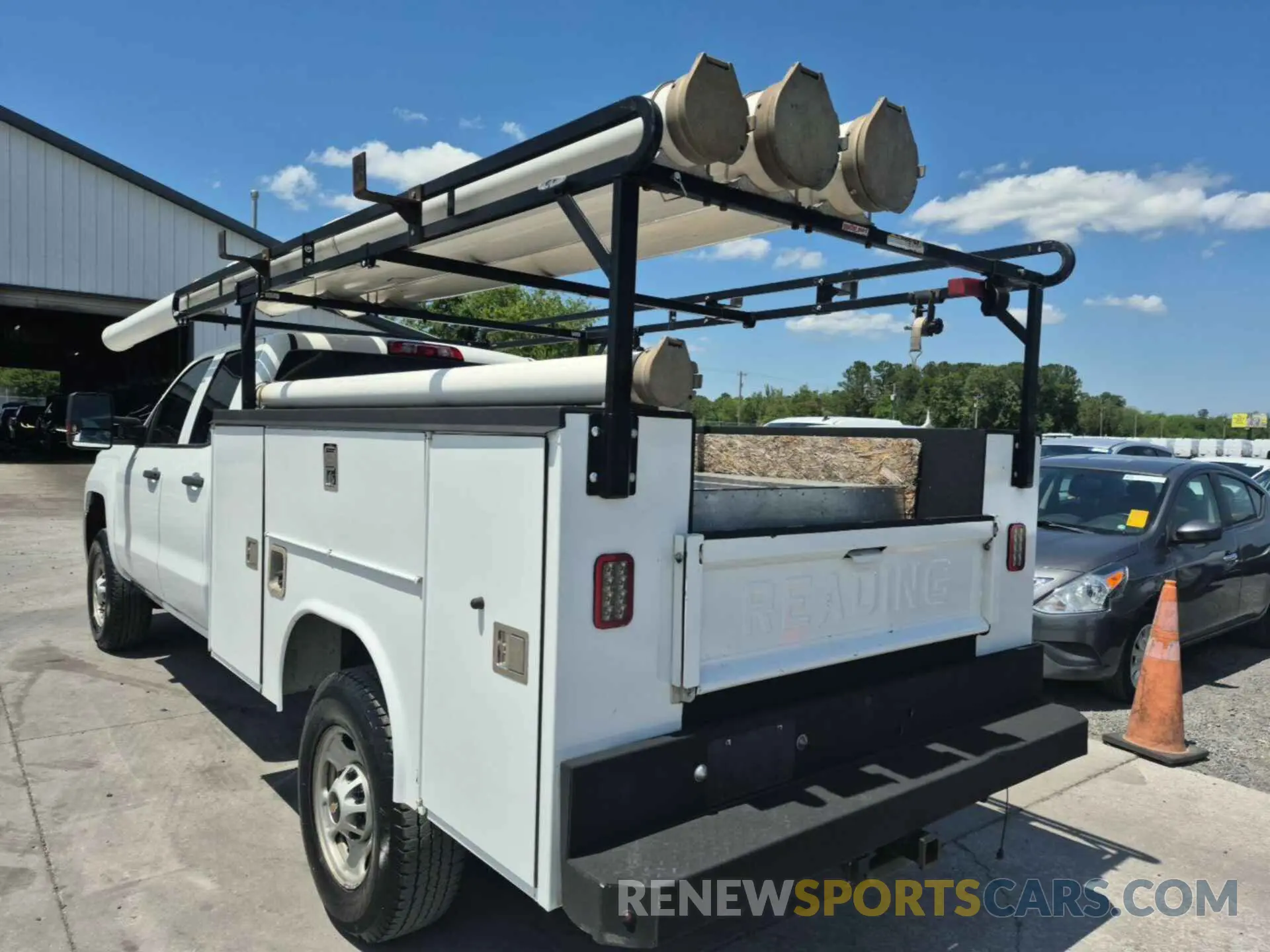 11 Photograph of a damaged car 2GB2CREGXK1214984 CHEVROLET SILVERADO 2019