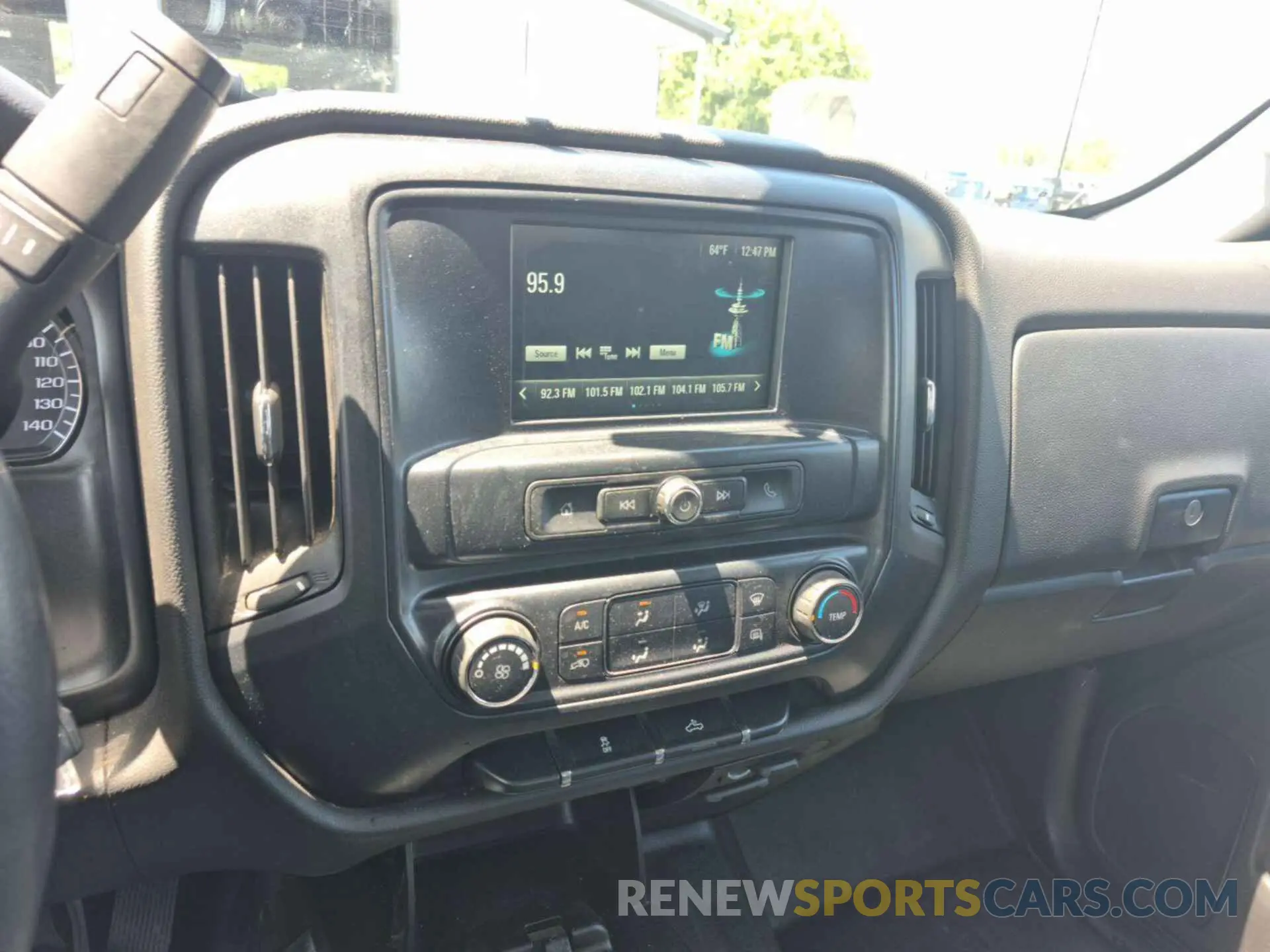 26 Photograph of a damaged car 2GB2CREGXK1214984 CHEVROLET SILVERADO 2019