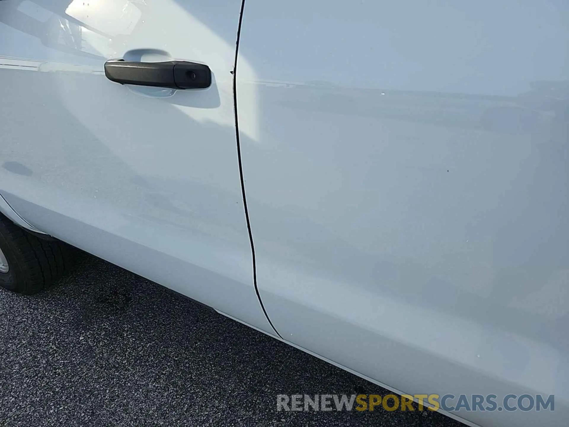 6 Photograph of a damaged car 2GB2CREGXK1214984 CHEVROLET SILVERADO 2019