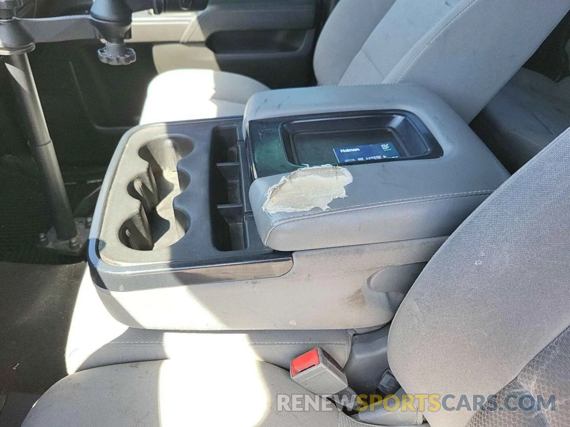 15 Photograph of a damaged car 2GC2KREG0K1112785 CHEVROLET SILVERADO 2019