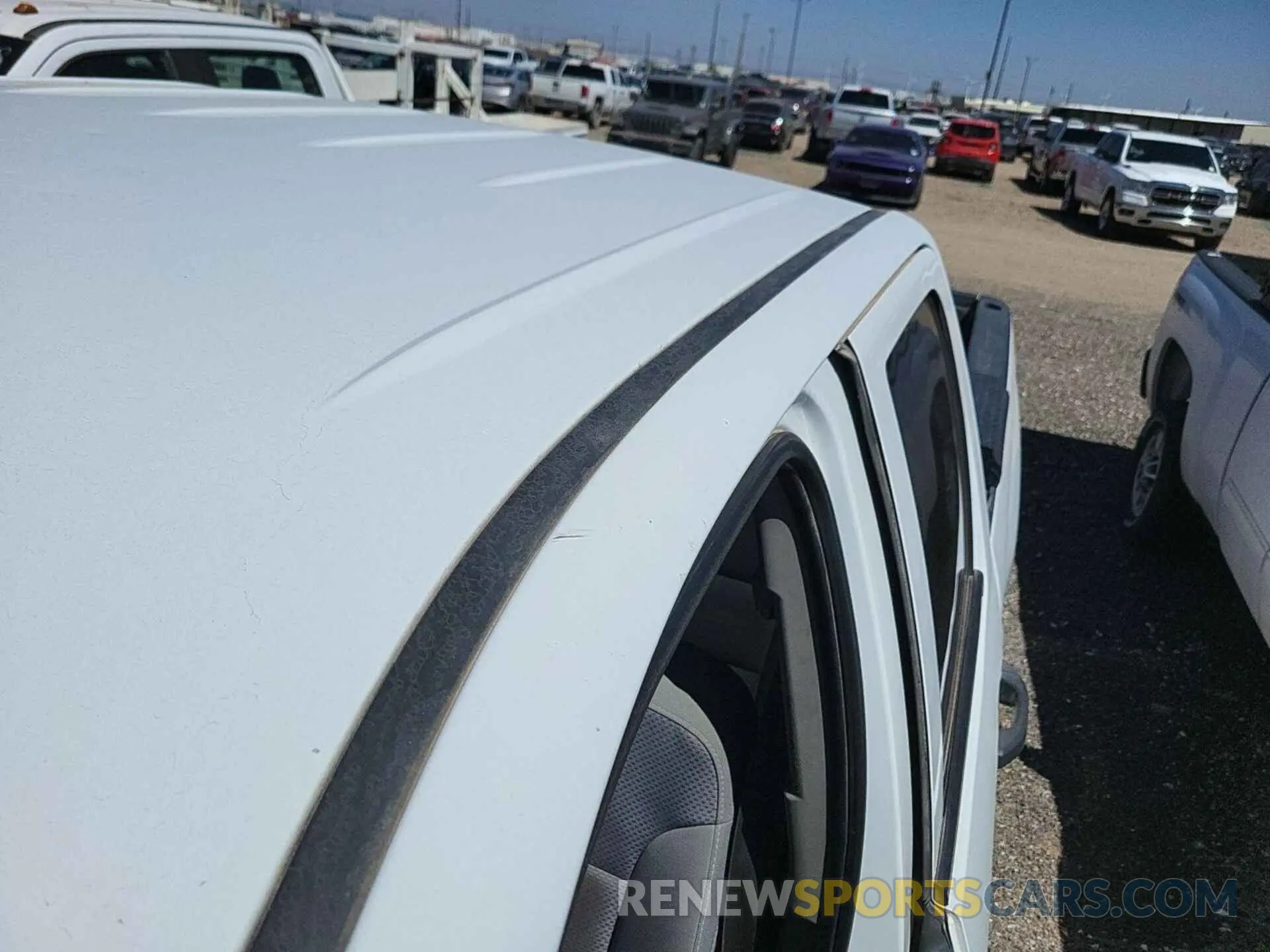2 Photograph of a damaged car 2GC2KREG0K1112785 CHEVROLET SILVERADO 2019