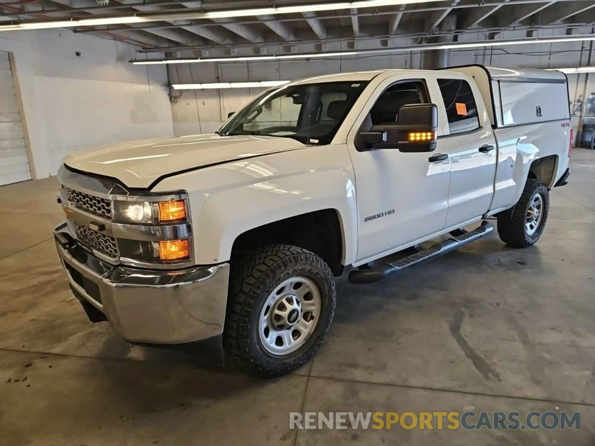 28 Photograph of a damaged car 2GC2KREG0K1184196 CHEVROLET SILVERADO 2019
