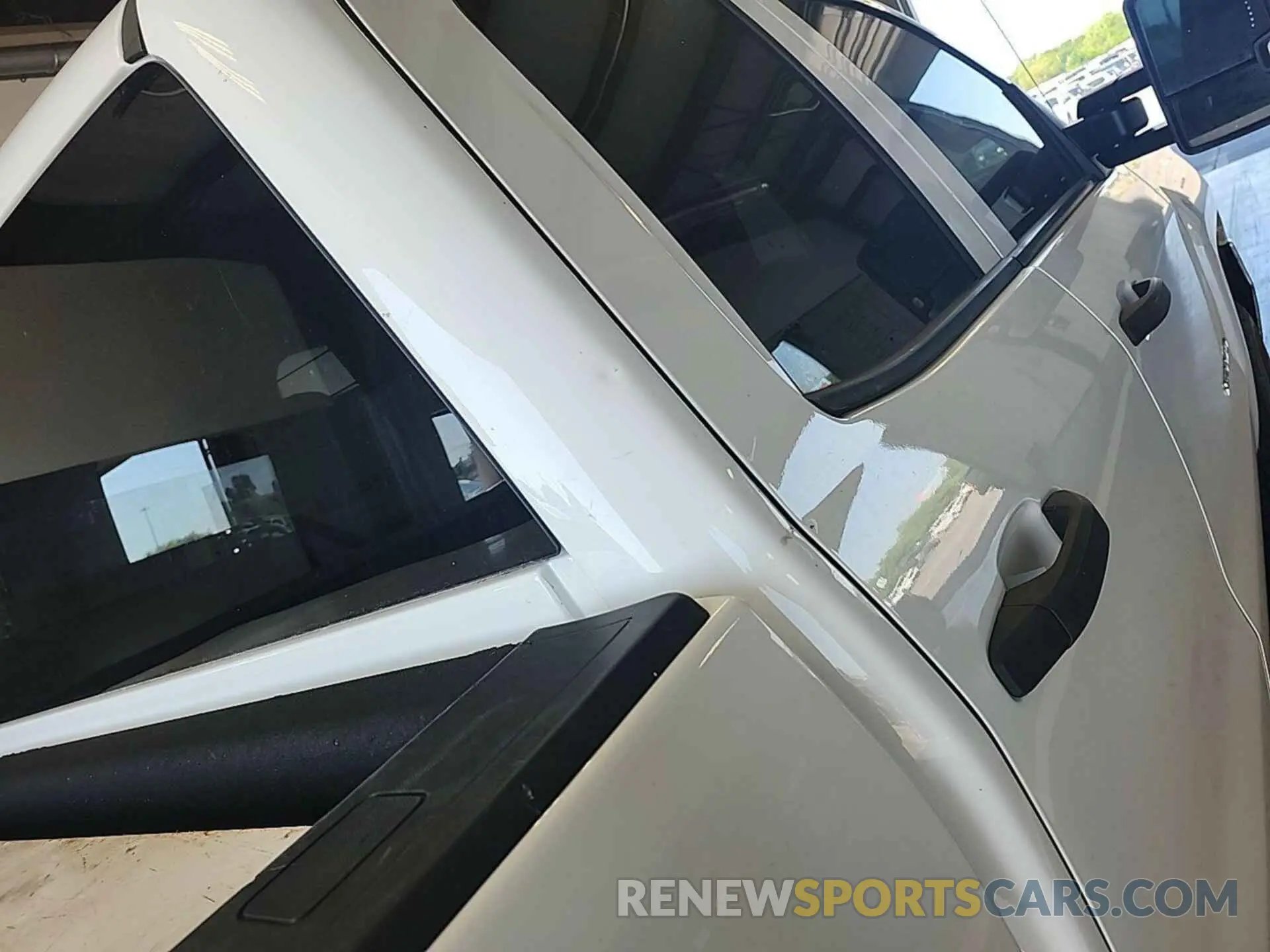 12 Photograph of a damaged car 2GC2KREG0K1200817 CHEVROLET SILVERADO 2019