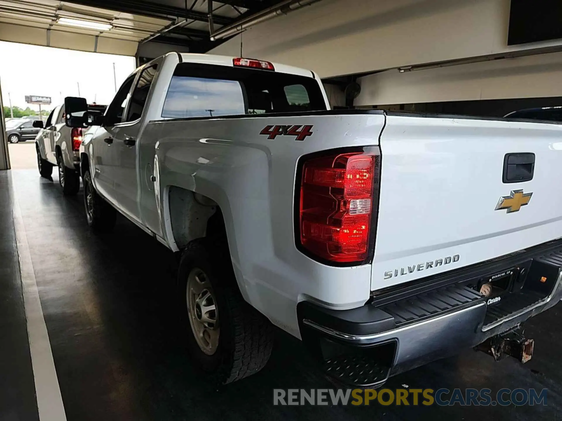 15 Photograph of a damaged car 2GC2KREG0K1200817 CHEVROLET SILVERADO 2019