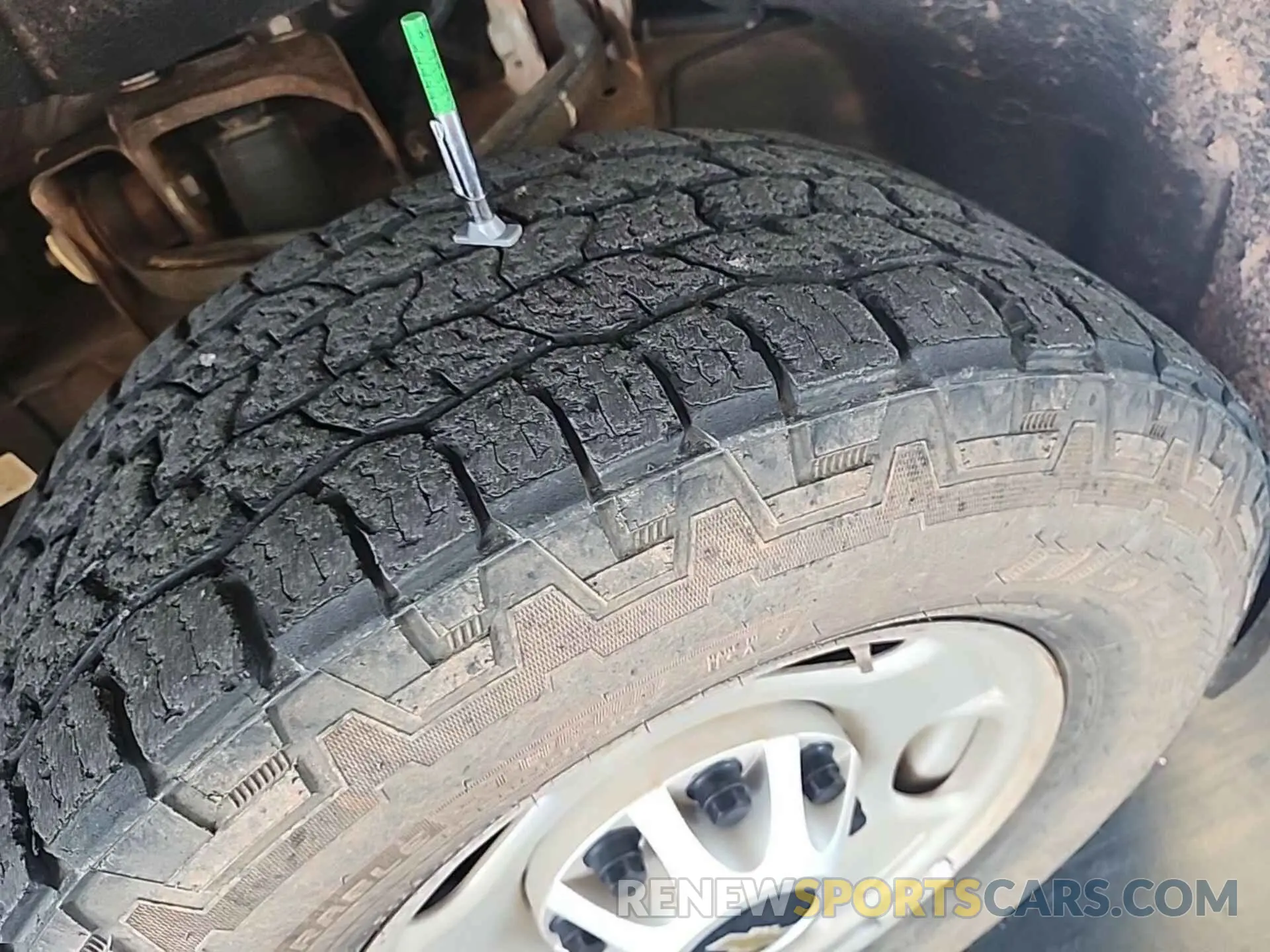 25 Photograph of a damaged car 2GC2KREG0K1200817 CHEVROLET SILVERADO 2019