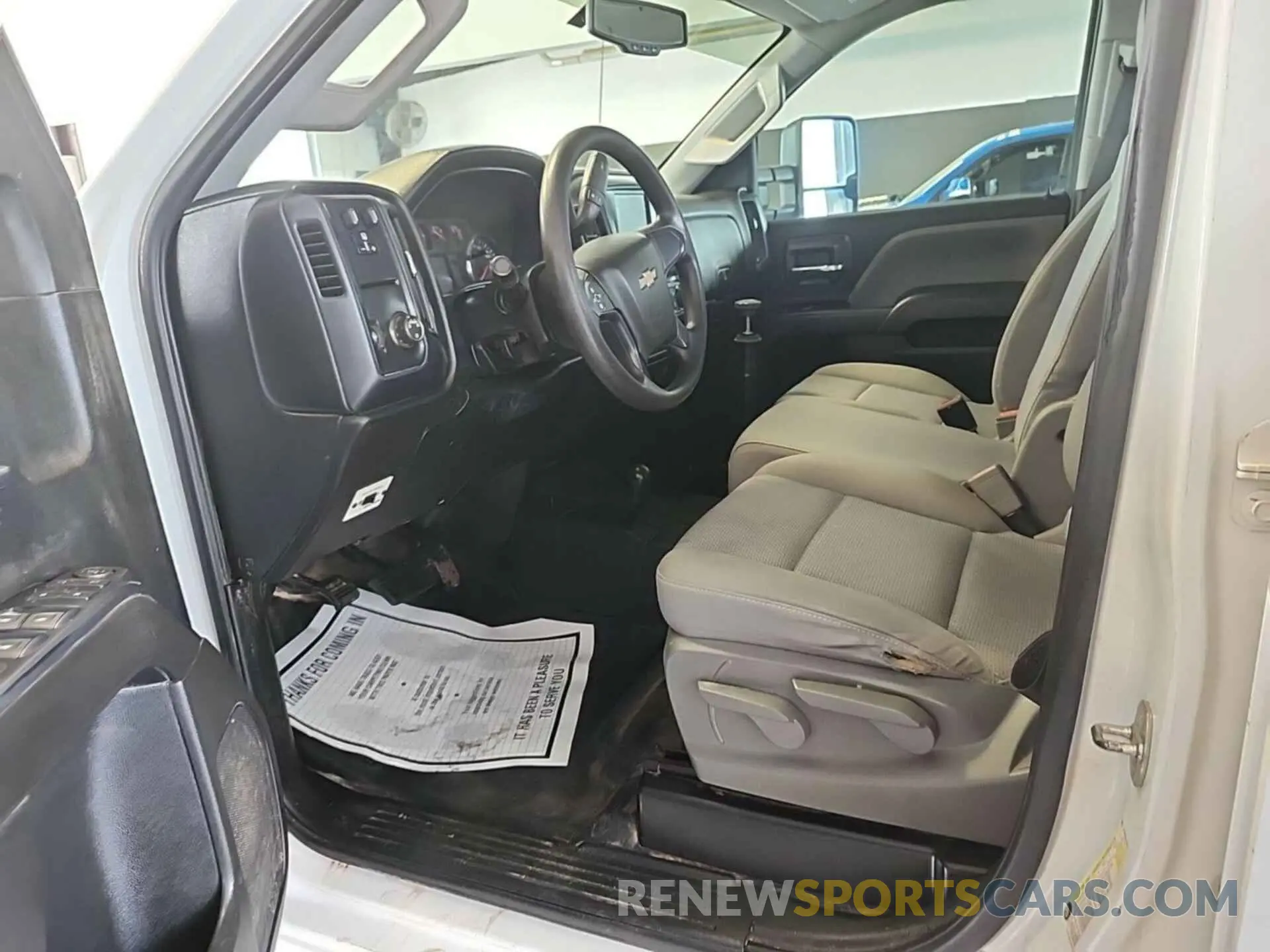 3 Photograph of a damaged car 2GC2KREG0K1200817 CHEVROLET SILVERADO 2019