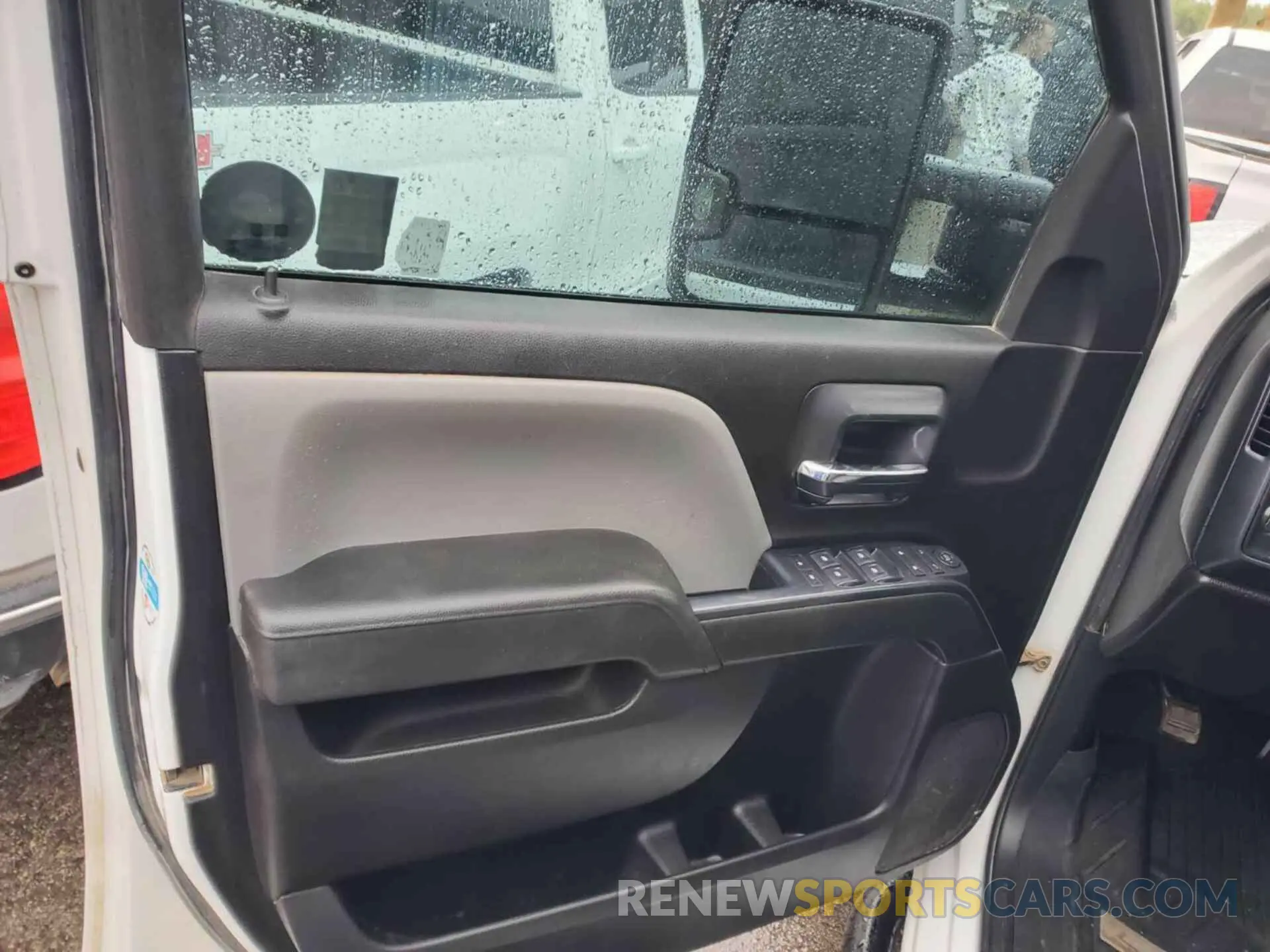 21 Photograph of a damaged car 2GC2KREG0K1204611 CHEVROLET SILVERADO 2019