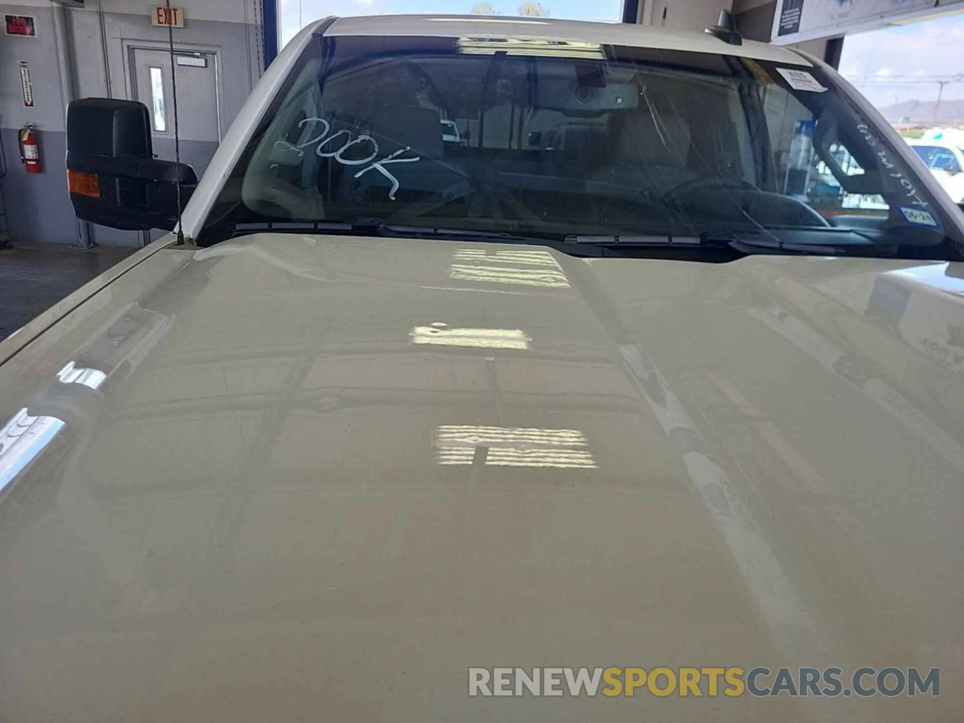 17 Photograph of a damaged car 2GC2KREG0K1204947 CHEVROLET SILVERADO 2019