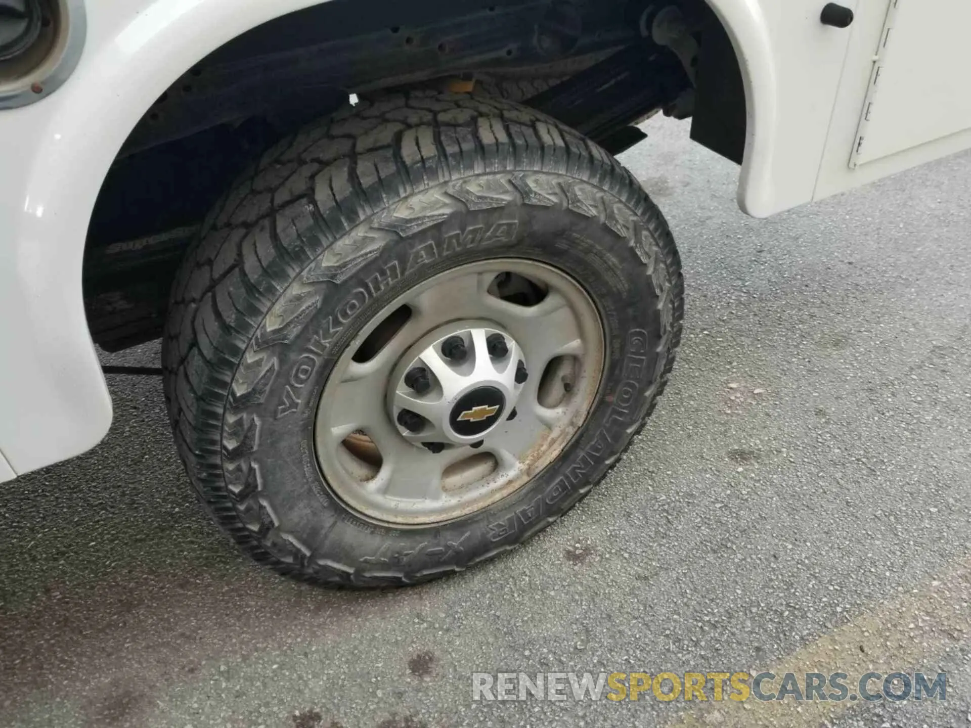 15 Photograph of a damaged car 2GC2KREG1K1109958 CHEVROLET SILVERADO 2019