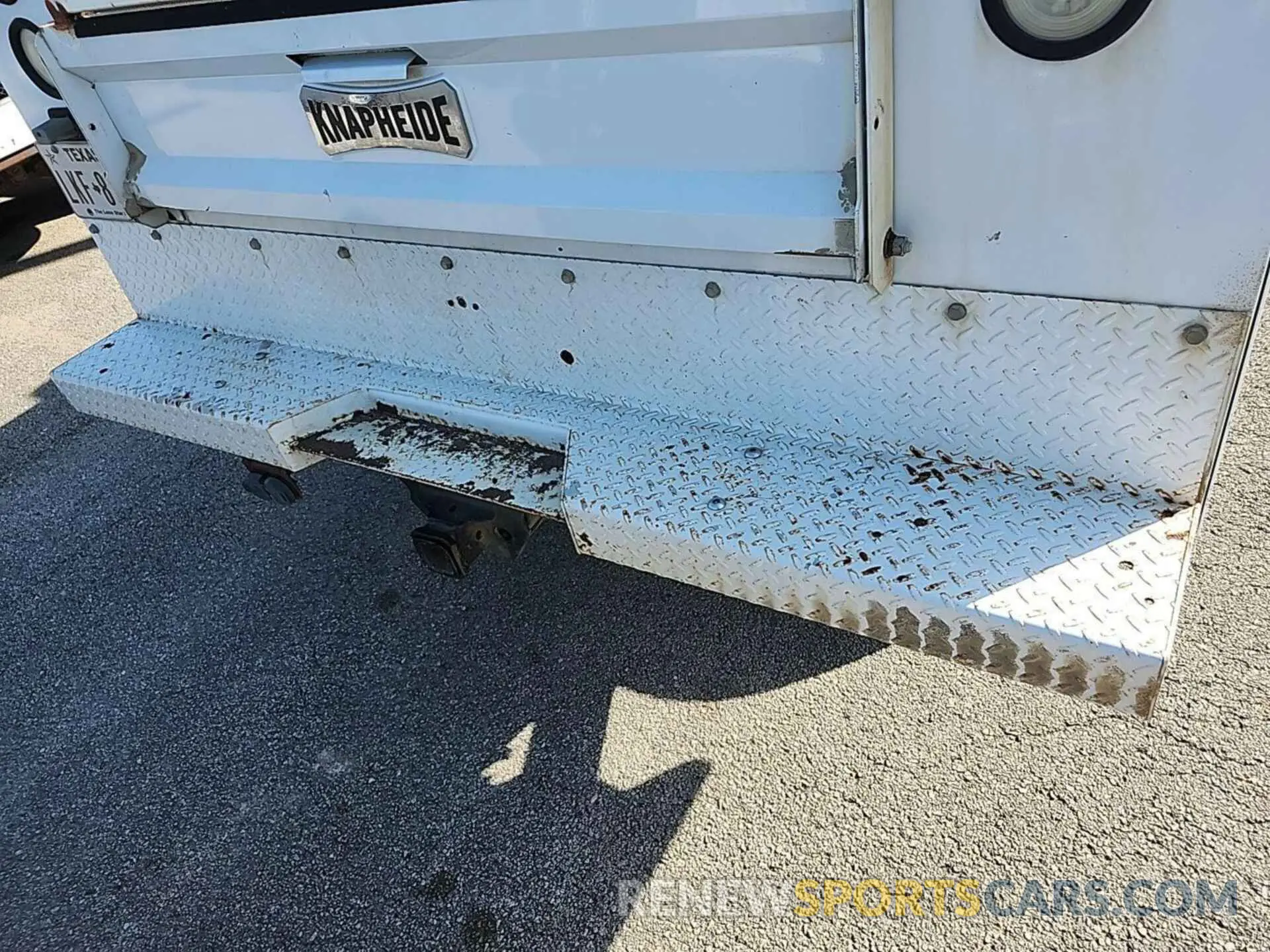 29 Photograph of a damaged car 2GC2KREG1K1109958 CHEVROLET SILVERADO 2019