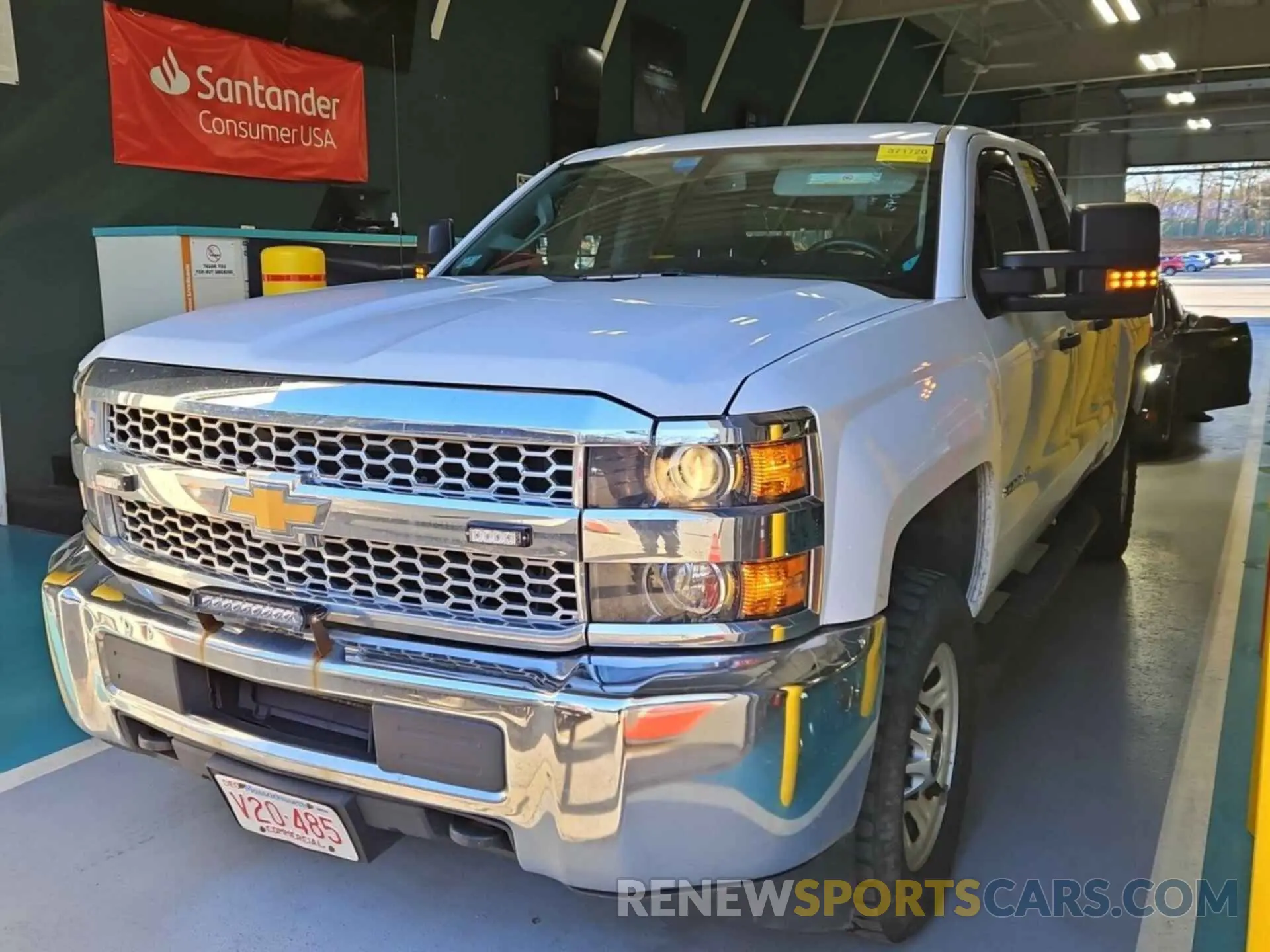 14 Photograph of a damaged car 2GC2KREG1K1186409 CHEVROLET SILVERADO 2019