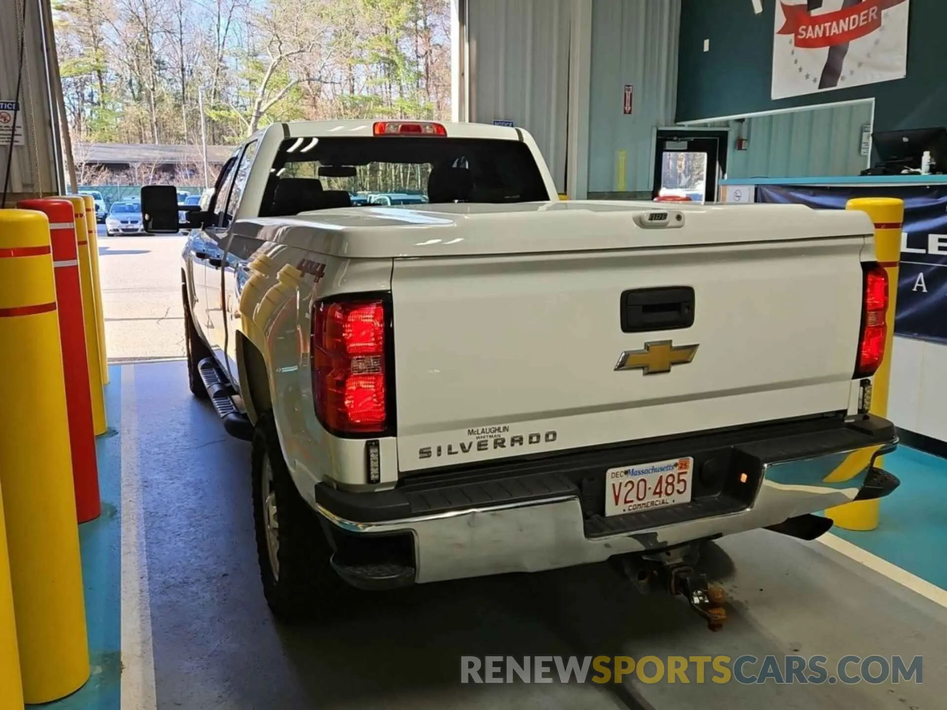 20 Photograph of a damaged car 2GC2KREG1K1186409 CHEVROLET SILVERADO 2019