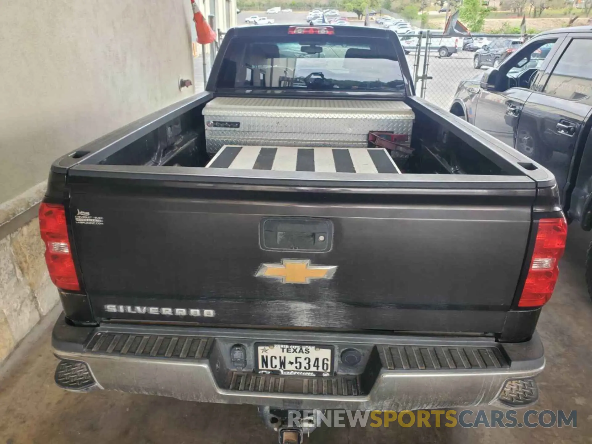 11 Photograph of a damaged car 2GC2KREG2K1168159 CHEVROLET SILVERADO 2019