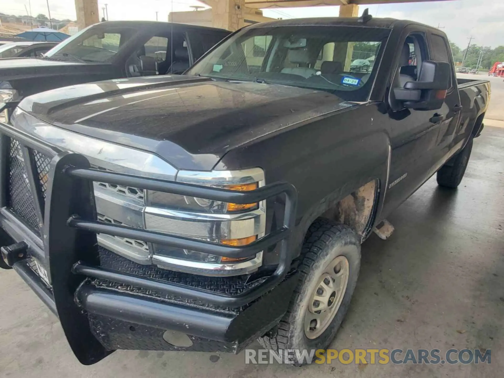 17 Photograph of a damaged car 2GC2KREG2K1168159 CHEVROLET SILVERADO 2019