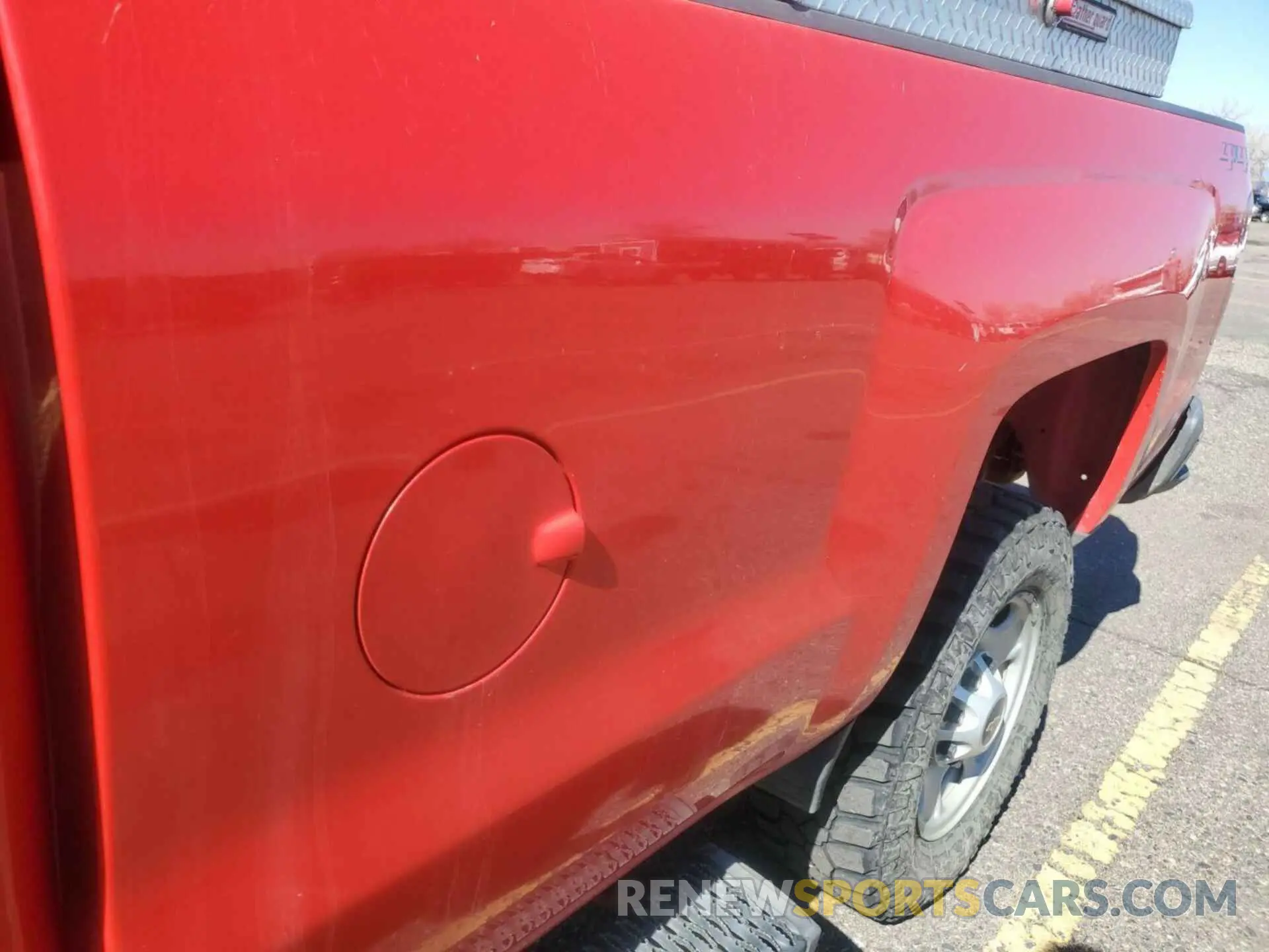 2 Photograph of a damaged car 2GC2KREG3K1168901 CHEVROLET SILVERADO 2019
