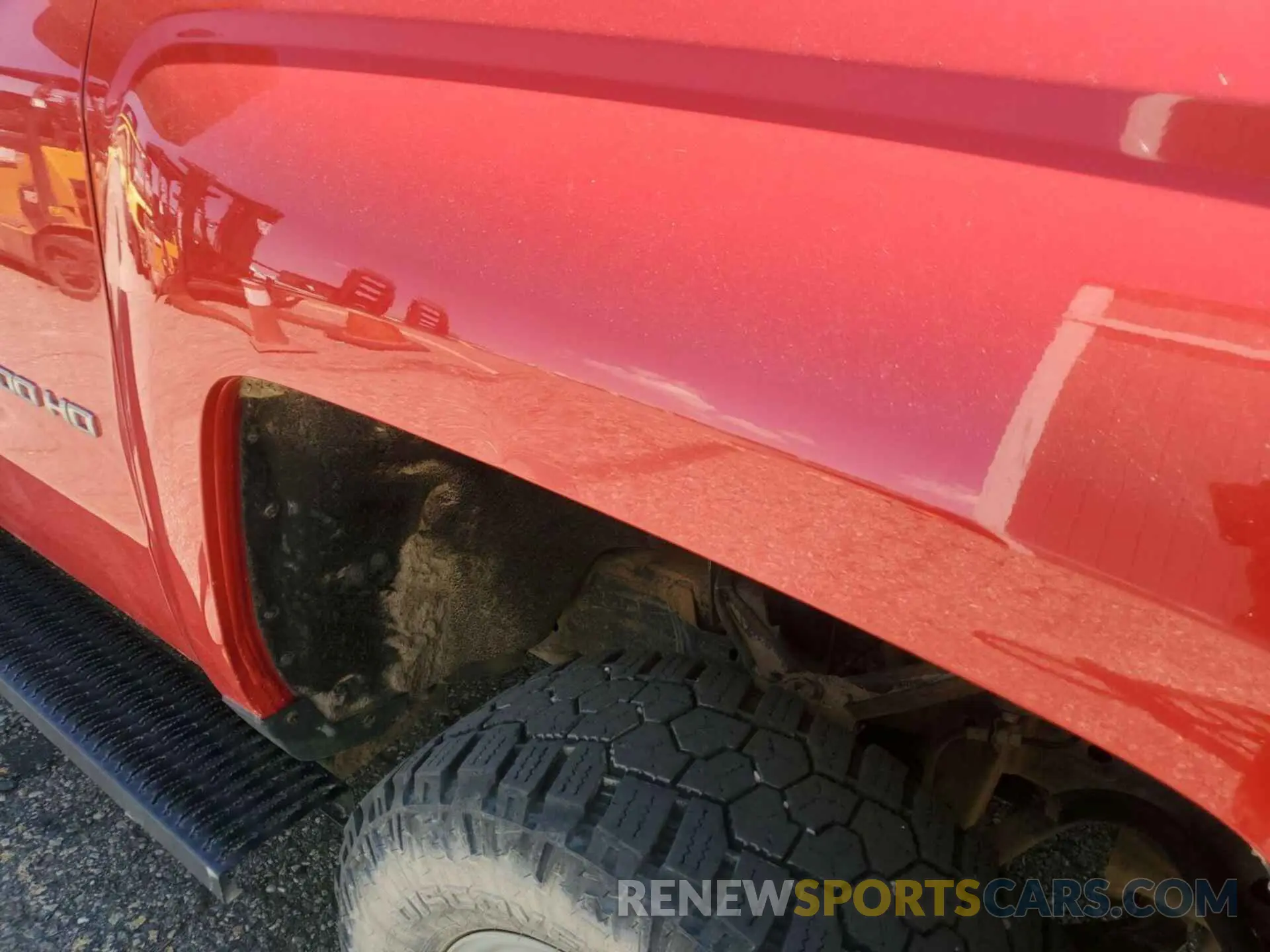 25 Photograph of a damaged car 2GC2KREG4K1179339 CHEVROLET SILVERADO 2019