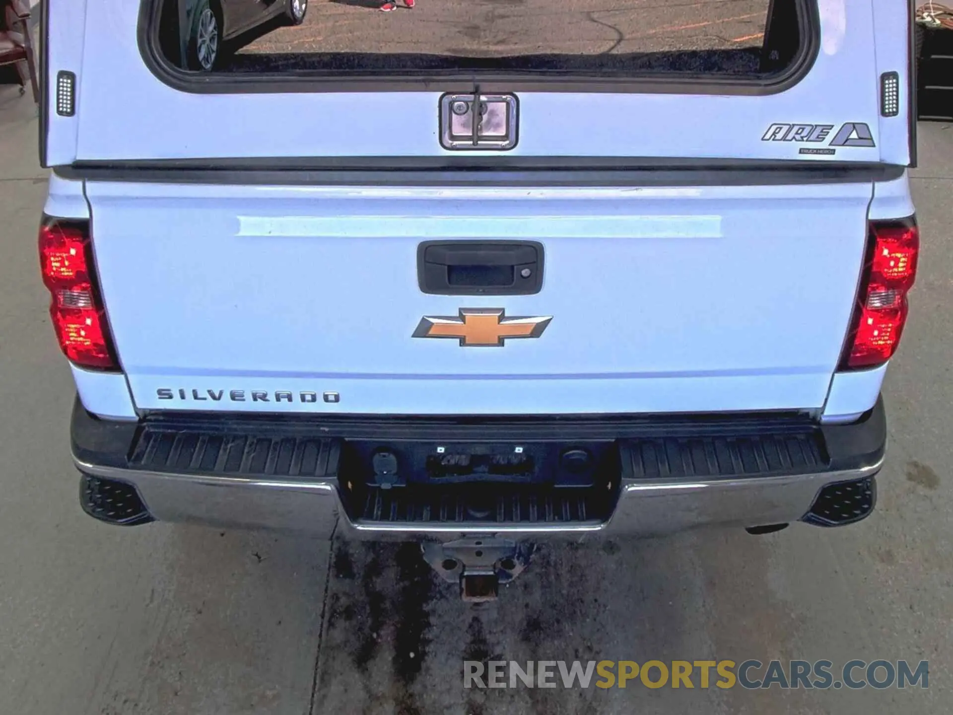 1 Photograph of a damaged car 2GC2KREG5K1124558 CHEVROLET SILVERADO 2019