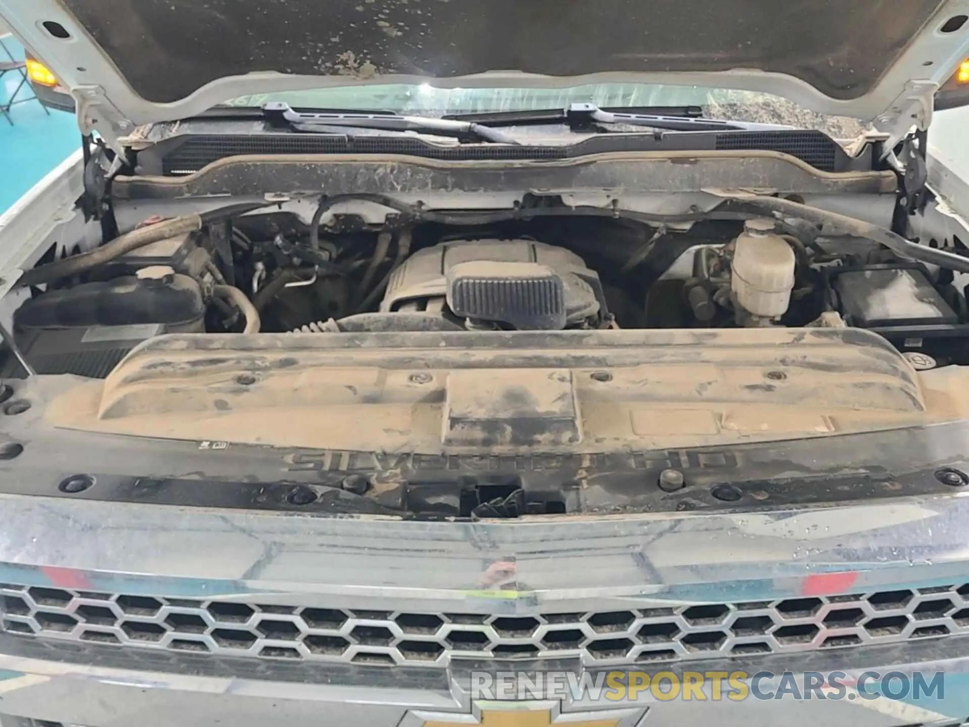 28 Photograph of a damaged car 2GC2KREG6K1117389 CHEVROLET SILVERADO 2019