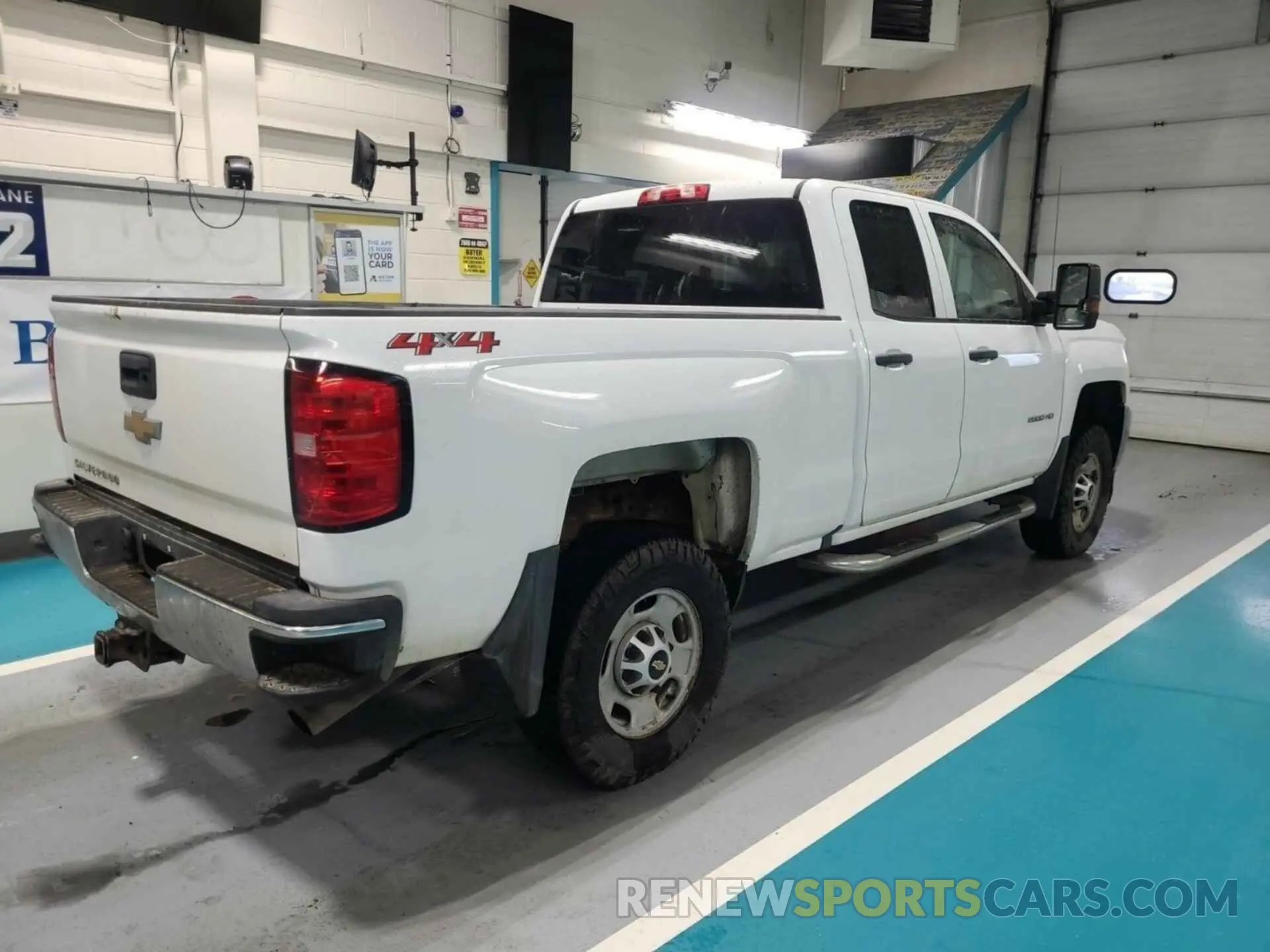 36 Photograph of a damaged car 2GC2KREG6K1117389 CHEVROLET SILVERADO 2019