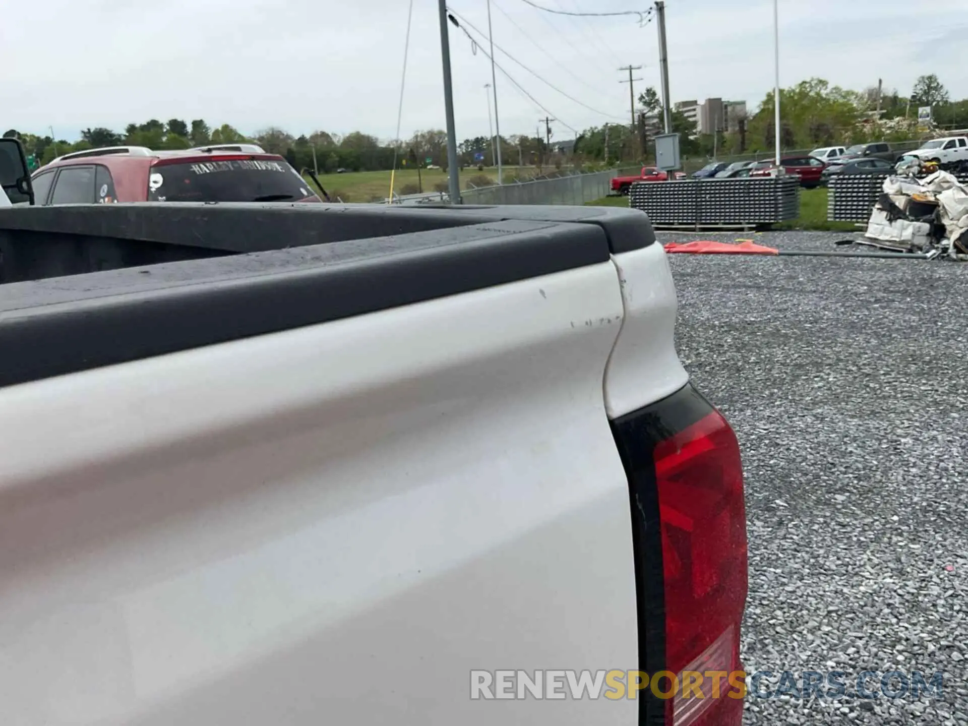 11 Photograph of a damaged car 2GC2KREG6K1181982 CHEVROLET SILVERADO 2019