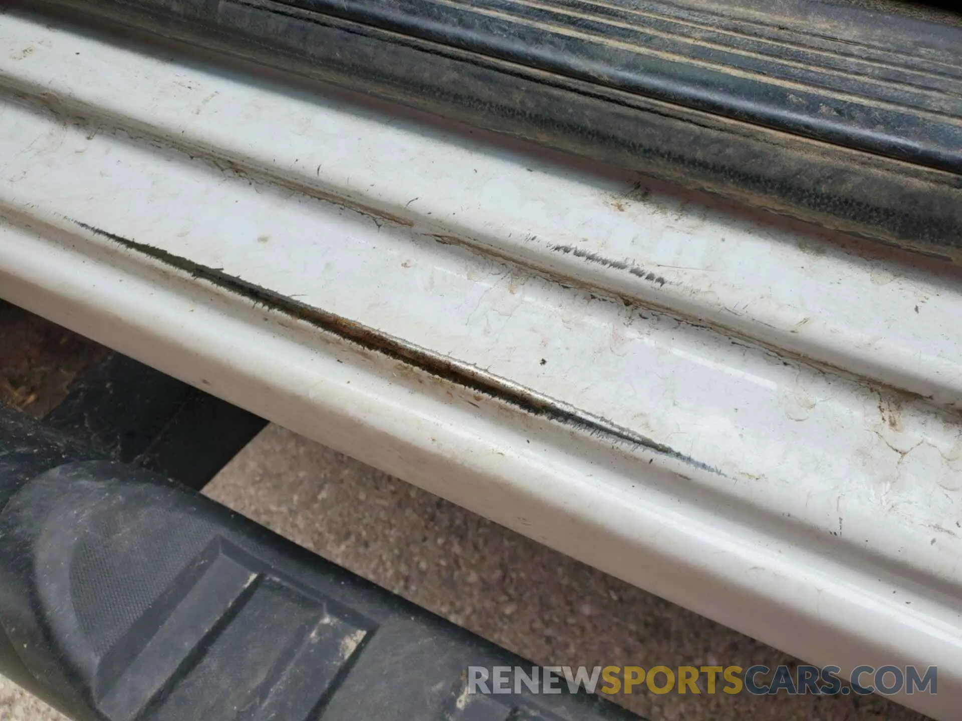 1 Photograph of a damaged car 2GC2KREG7K1190058 CHEVROLET SILVERADO 2019