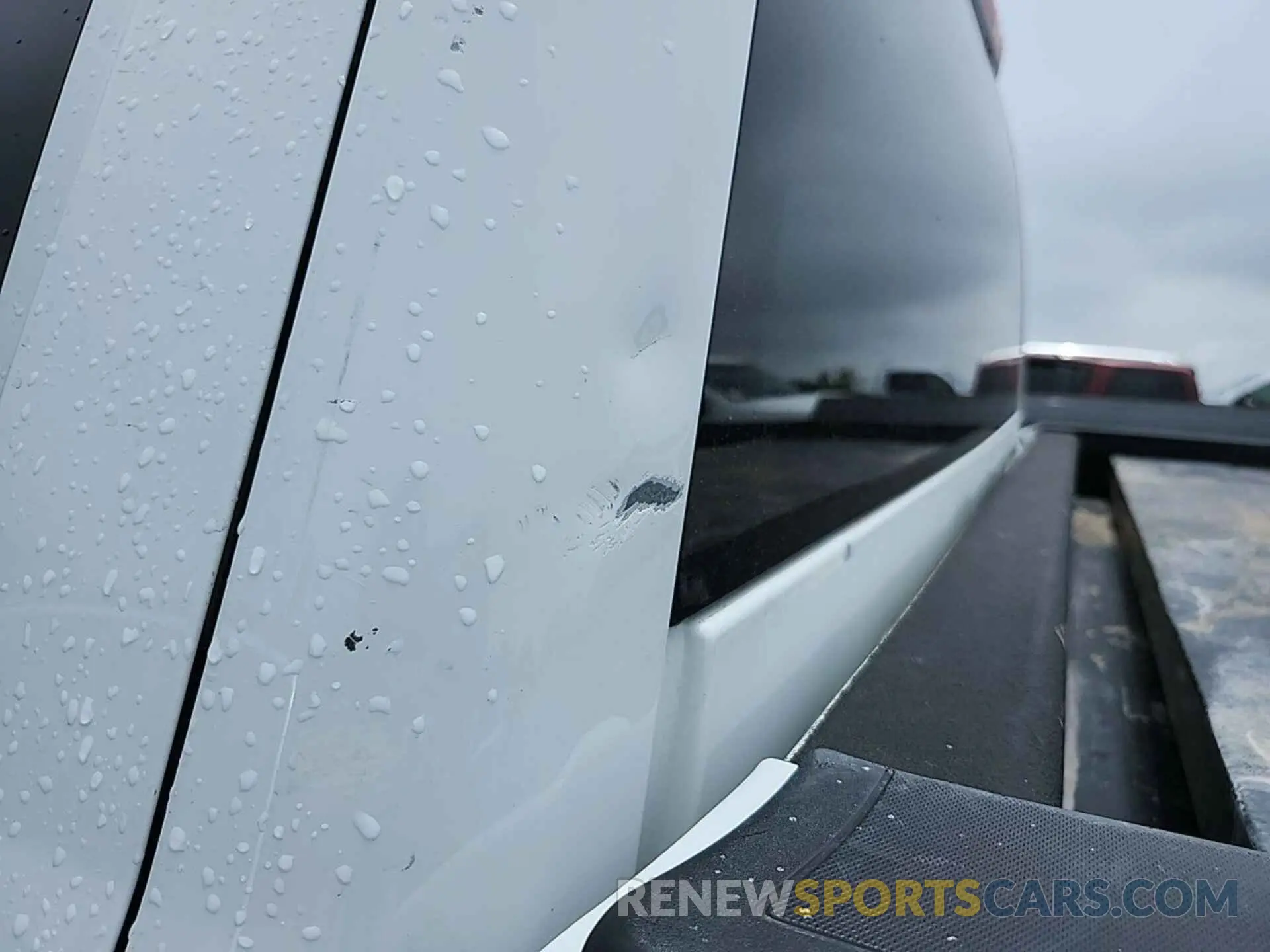12 Photograph of a damaged car 2GC2KREG8K1118401 CHEVROLET SILVERADO 2019