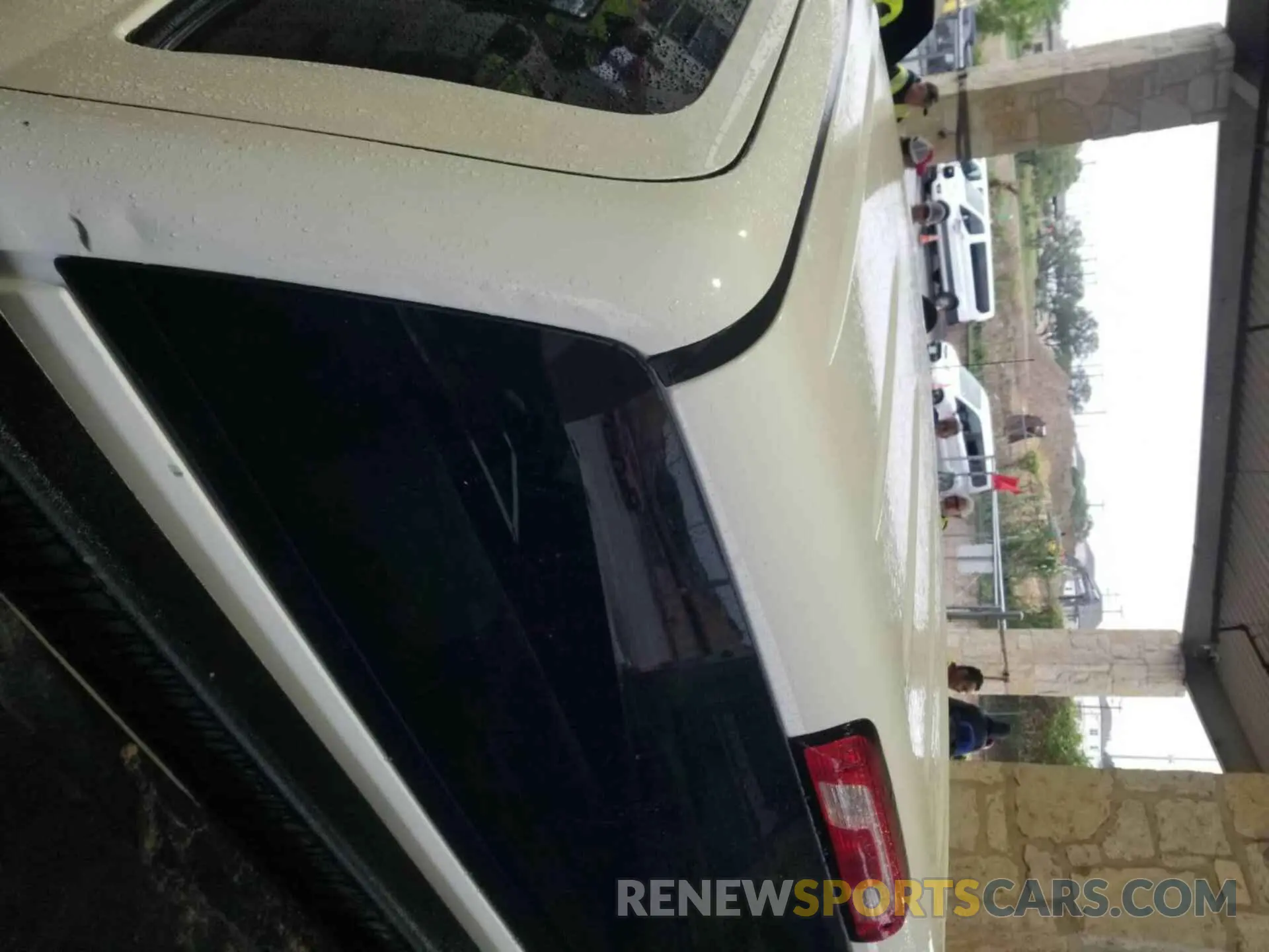 2 Photograph of a damaged car 2GC2KREG8K1118401 CHEVROLET SILVERADO 2019