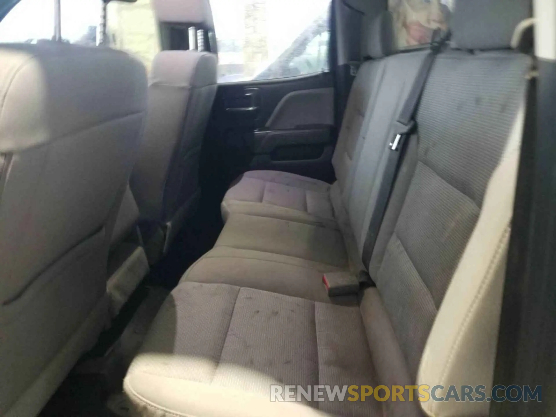 26 Photograph of a damaged car 2GC2KREG8K1118401 CHEVROLET SILVERADO 2019