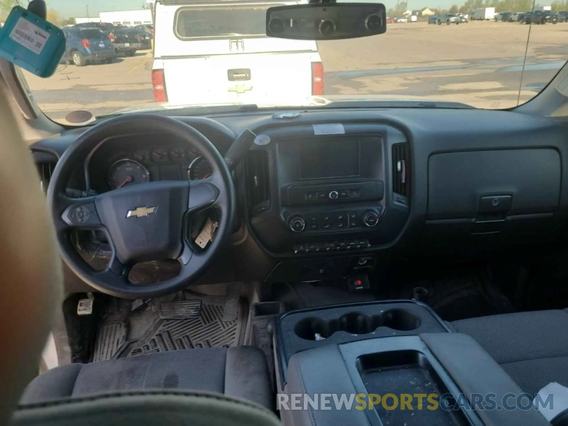 12 Photograph of a damaged car 2GC2KREG8K1187394 CHEVROLET SILVERADO 2019