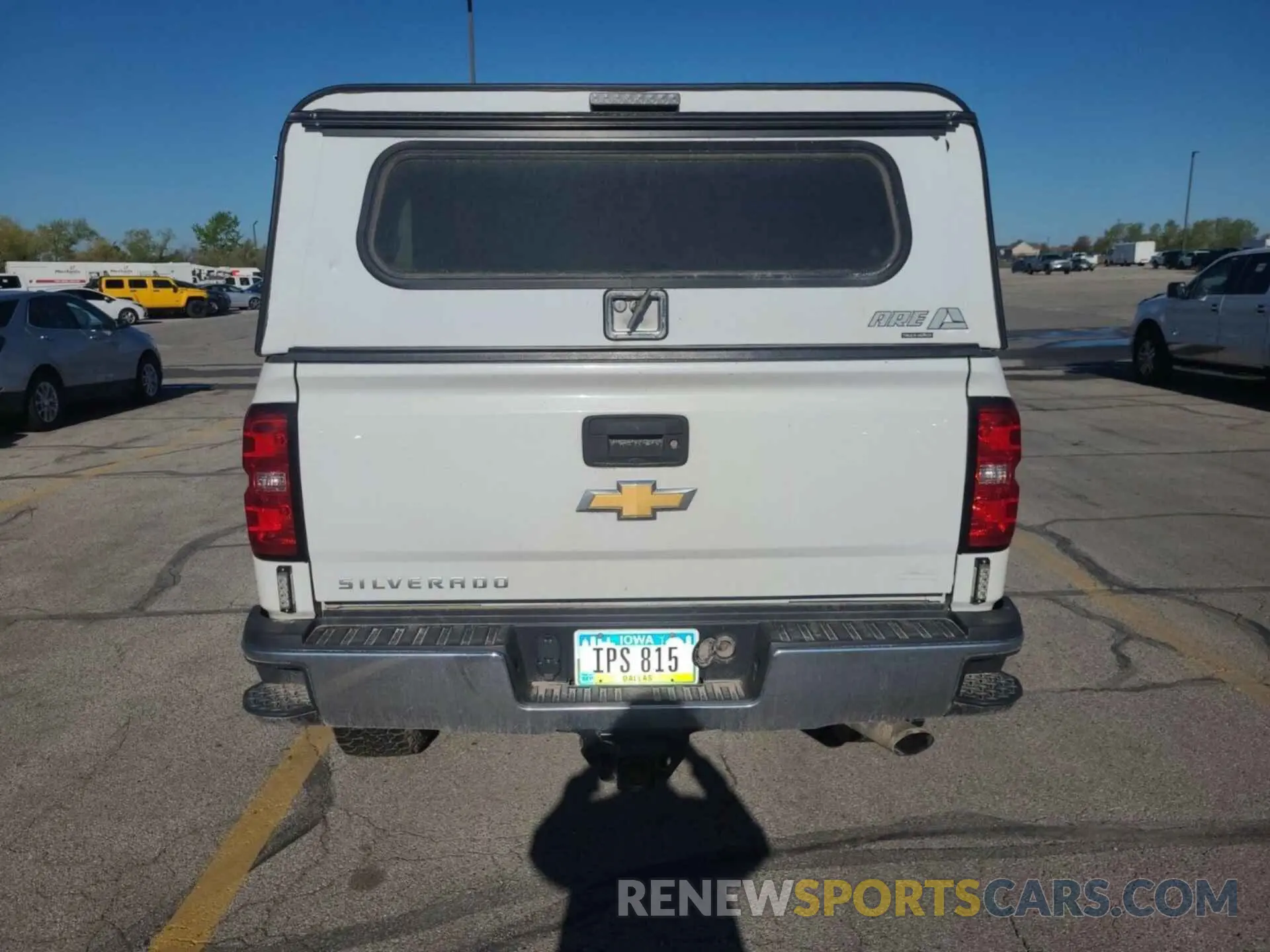 17 Photograph of a damaged car 2GC2KREG8K1187394 CHEVROLET SILVERADO 2019