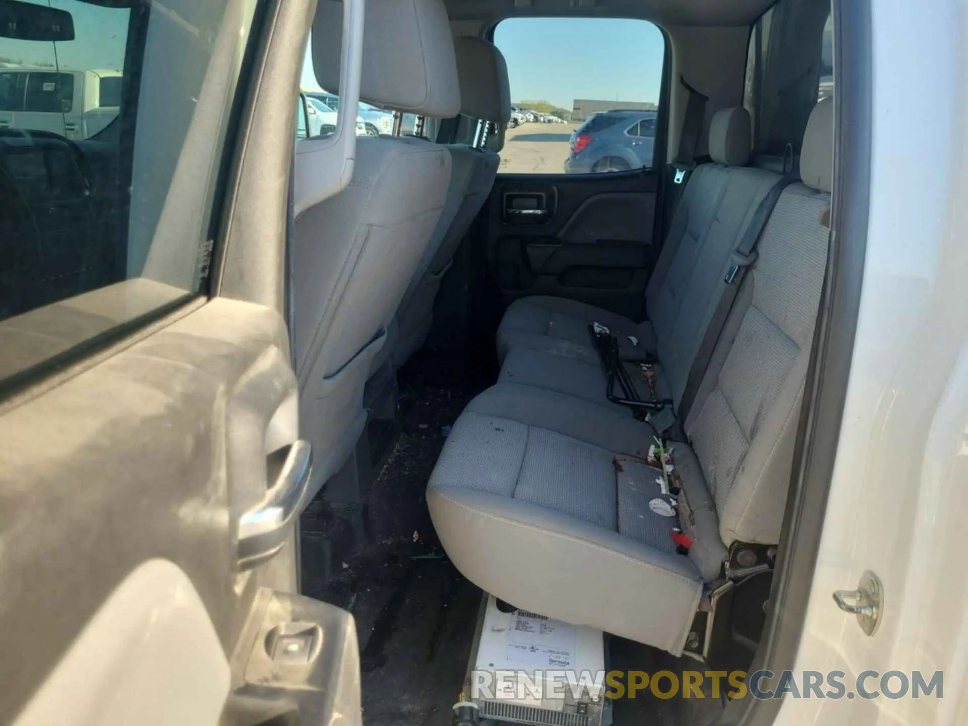 25 Photograph of a damaged car 2GC2KREG8K1187394 CHEVROLET SILVERADO 2019