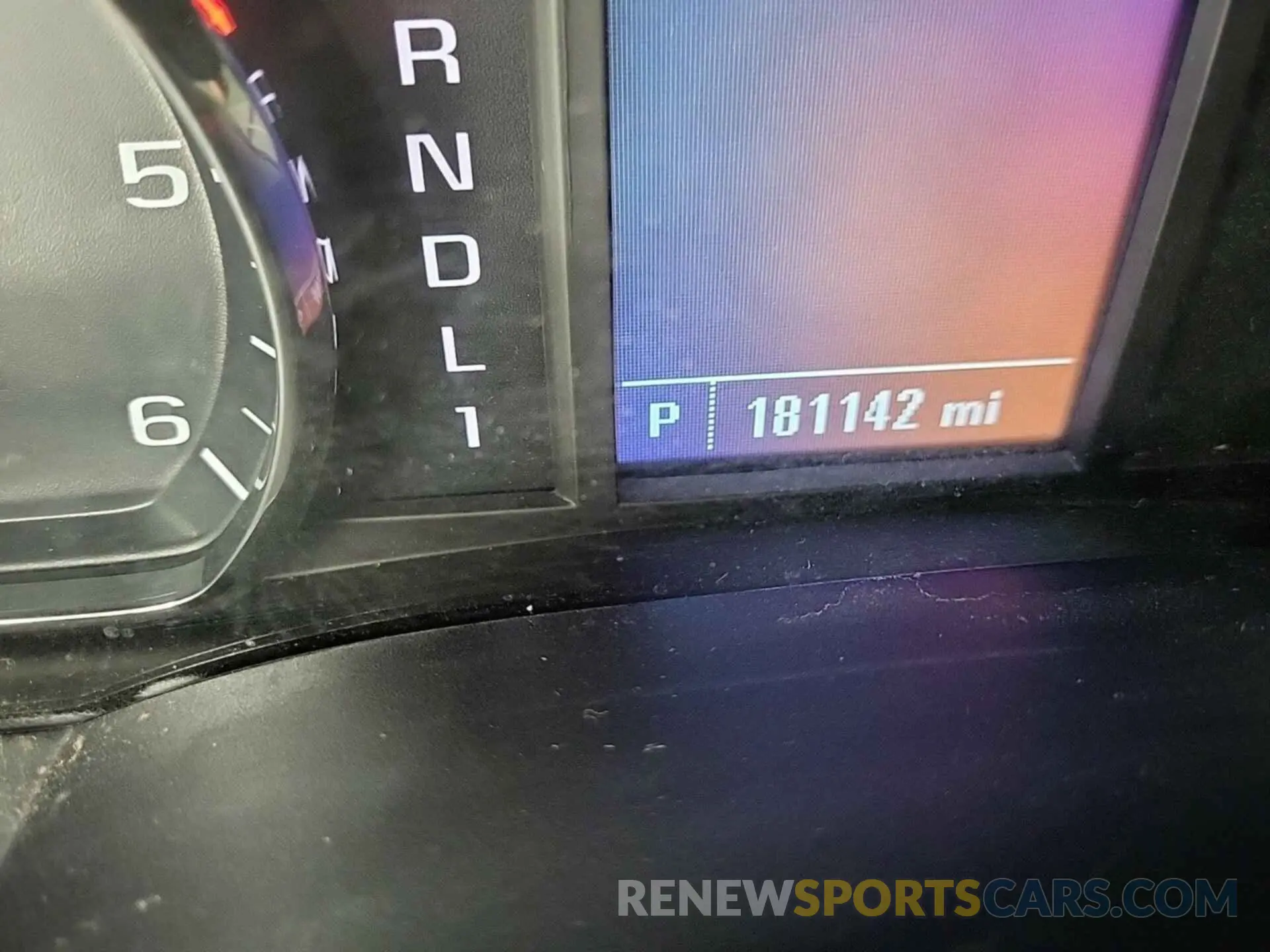 19 Photograph of a damaged car 2GC2KREG9K1158633 CHEVROLET SILVERADO 2019