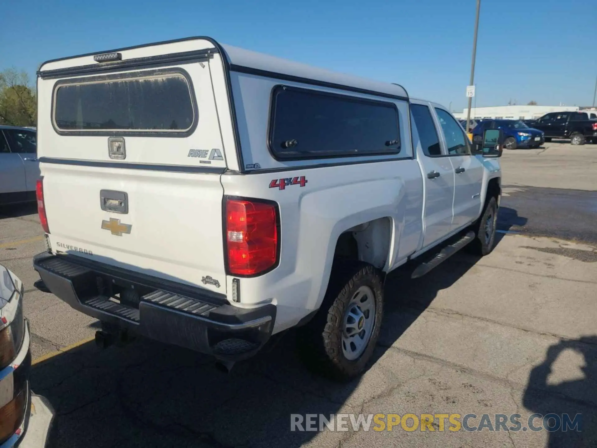 15 Photograph of a damaged car 2GC2KREG9K1185489 CHEVROLET SILVERADO 2019