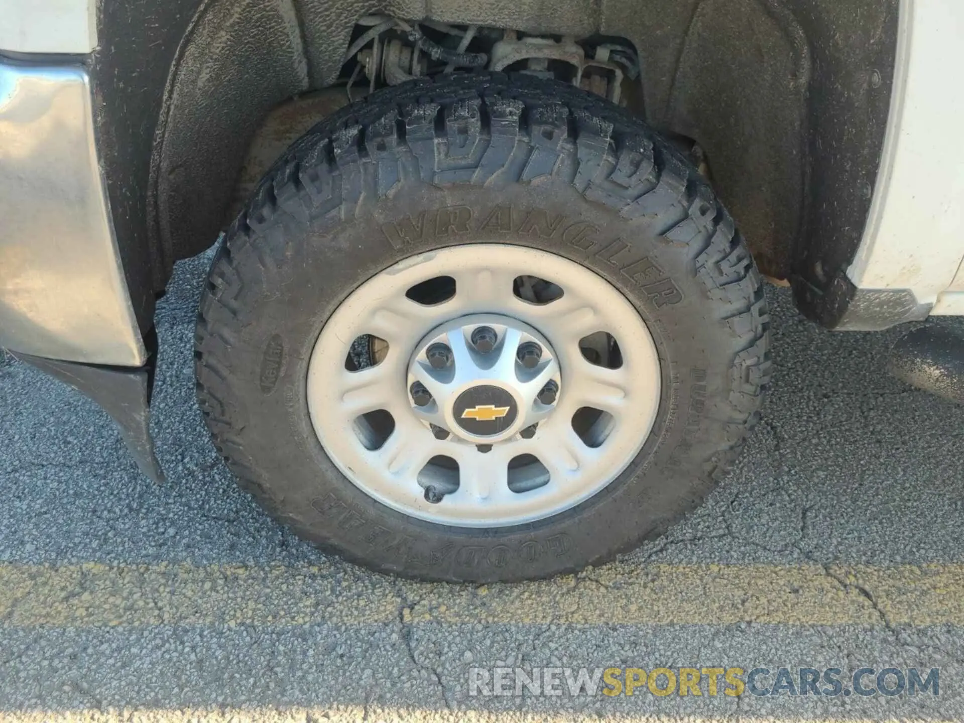 27 Photograph of a damaged car 2GC2KREG9K1185489 CHEVROLET SILVERADO 2019