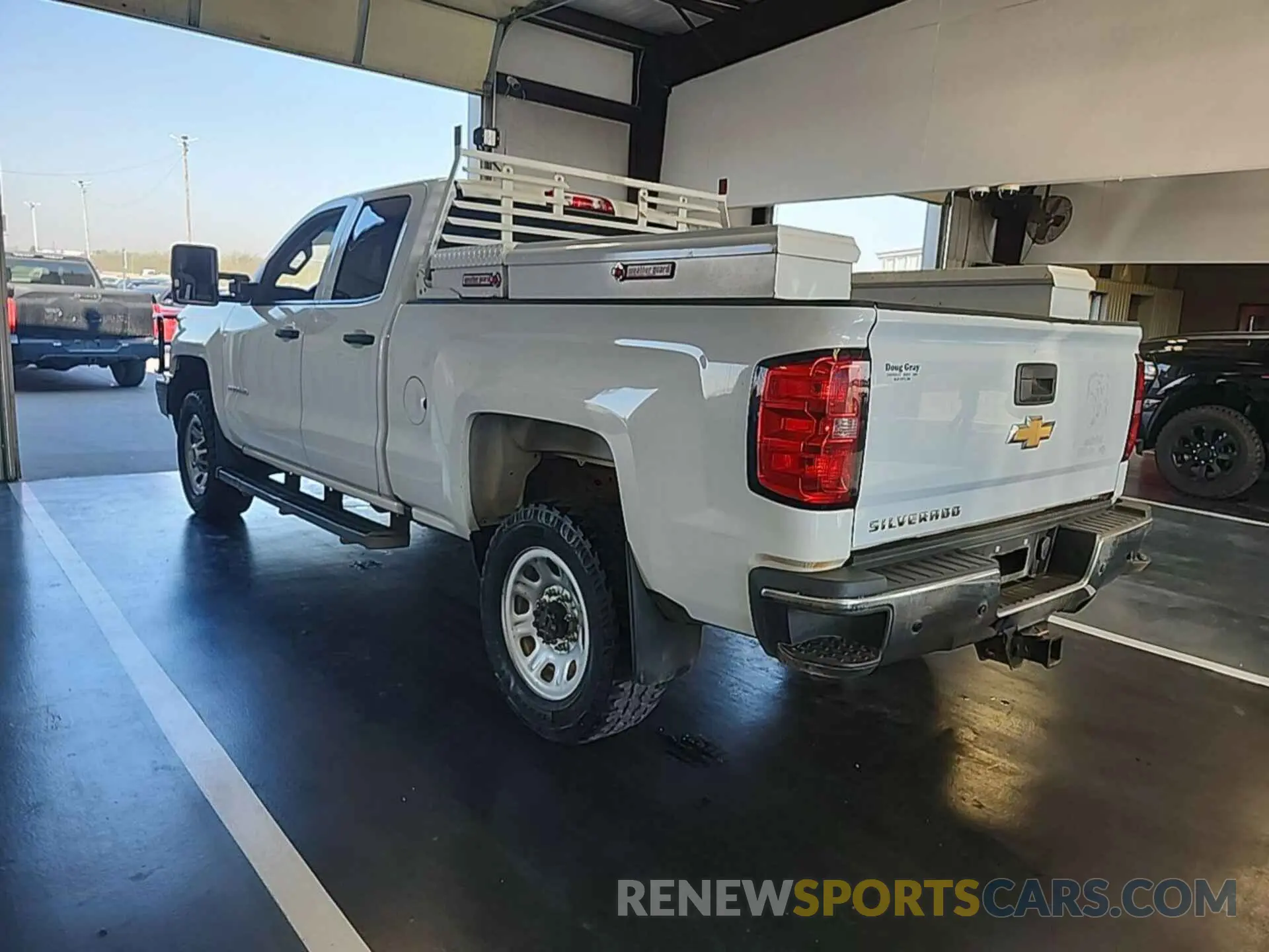 24 Photograph of a damaged car 2GC2KREGXK1132154 CHEVROLET SILVERADO 2019