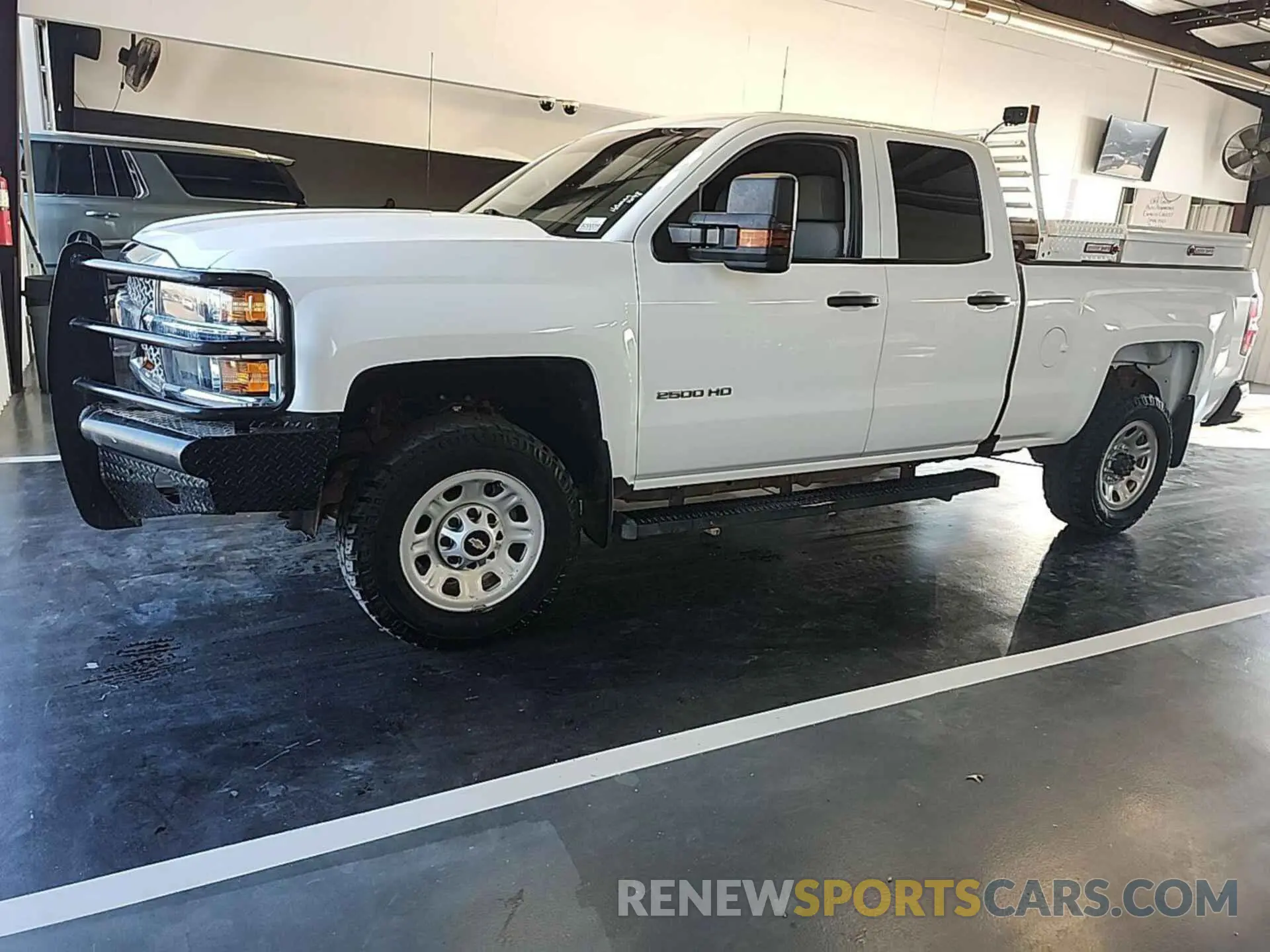 30 Photograph of a damaged car 2GC2KREGXK1132154 CHEVROLET SILVERADO 2019