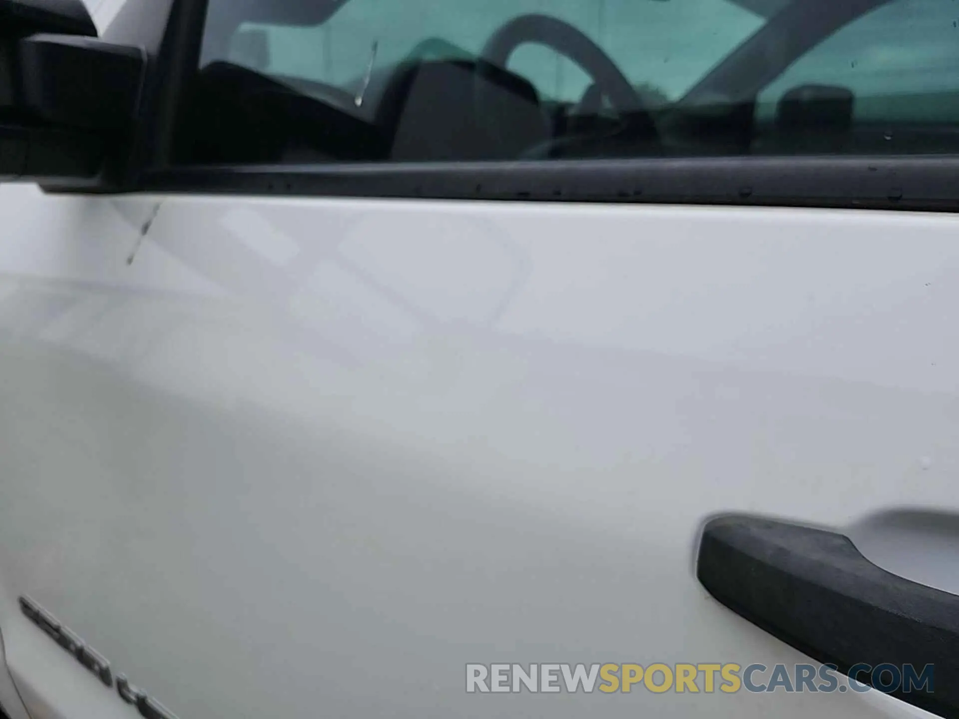 11 Photograph of a damaged car 2GC2KREGXK1175330 CHEVROLET SILVERADO 2019