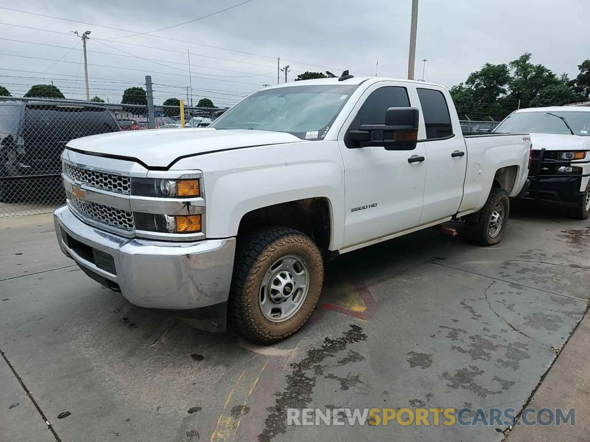 27 Photograph of a damaged car 2GC2KREGXK1175330 CHEVROLET SILVERADO 2019