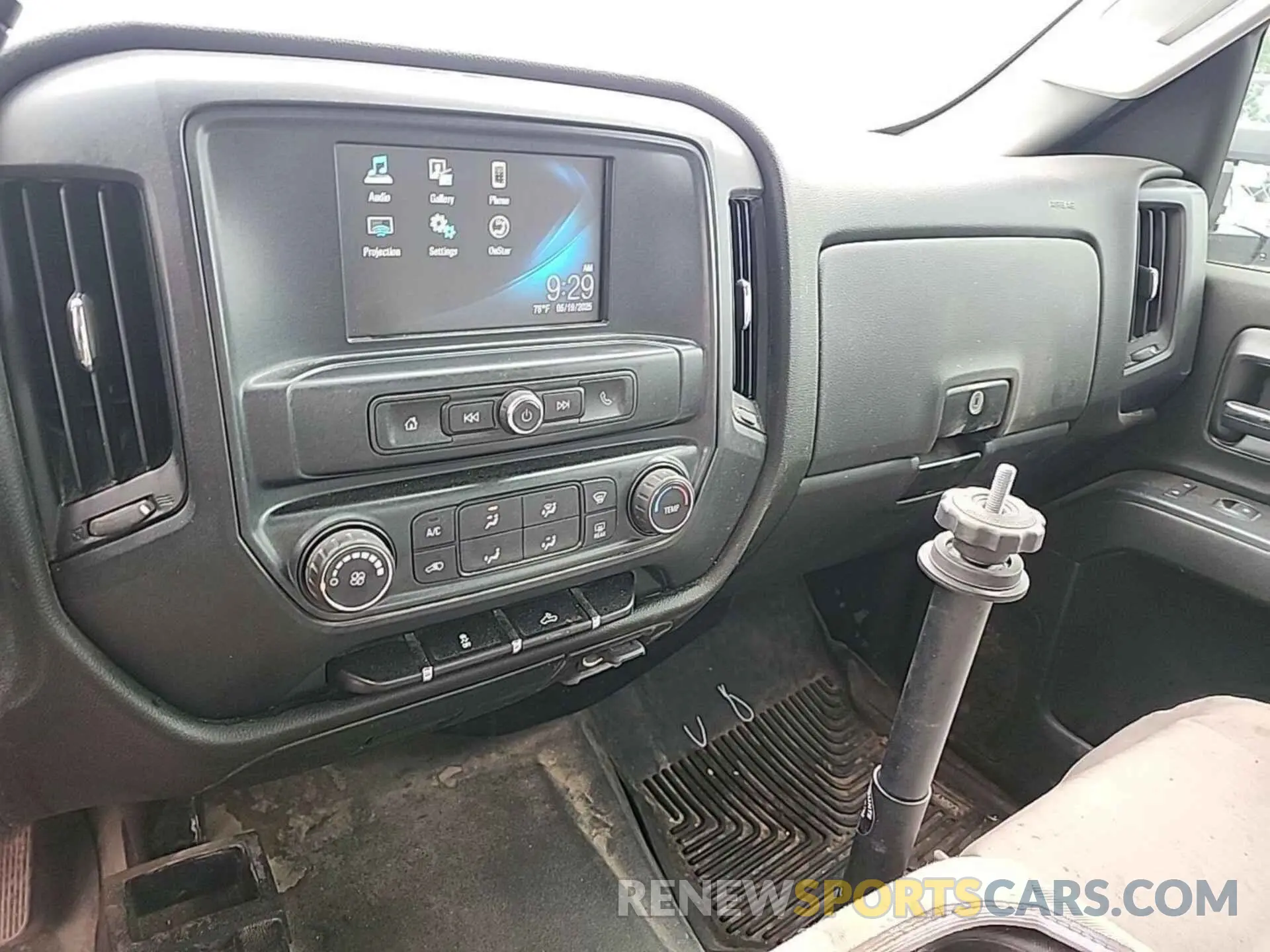 3 Photograph of a damaged car 2GC2KREGXK1175330 CHEVROLET SILVERADO 2019