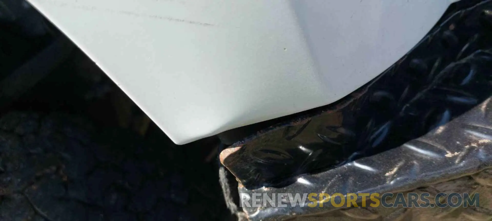 18 Photograph of a damaged car 2GC2KREGXK1222615 CHEVROLET SILVERADO 2019