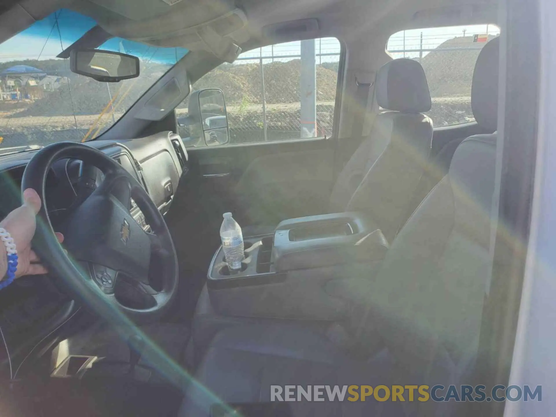 3 Photograph of a damaged car 2GC2KREGXK1222615 CHEVROLET SILVERADO 2019