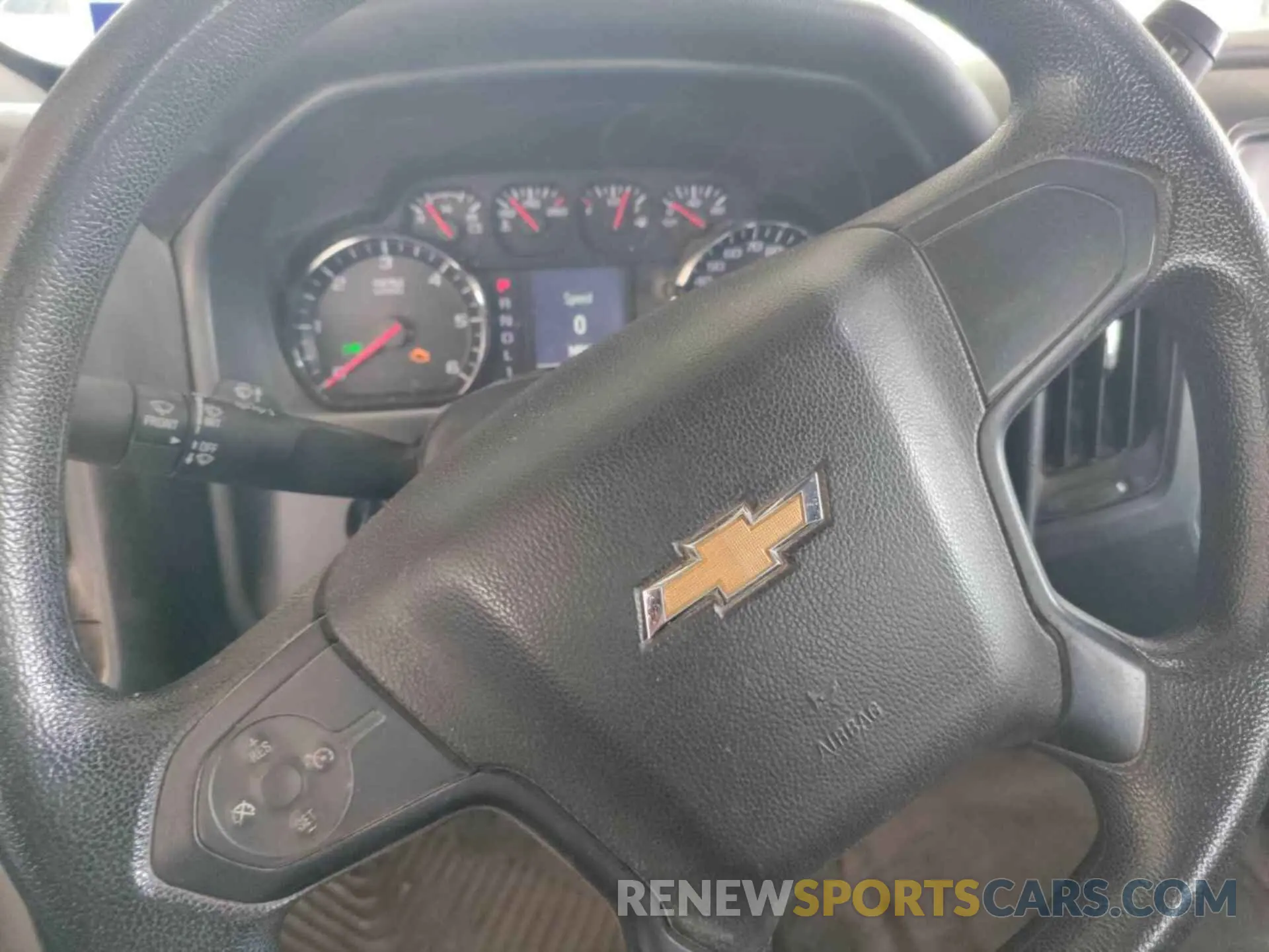 29 Photograph of a damaged car 2GC2KREGXK1230746 CHEVROLET SILVERADO 2019