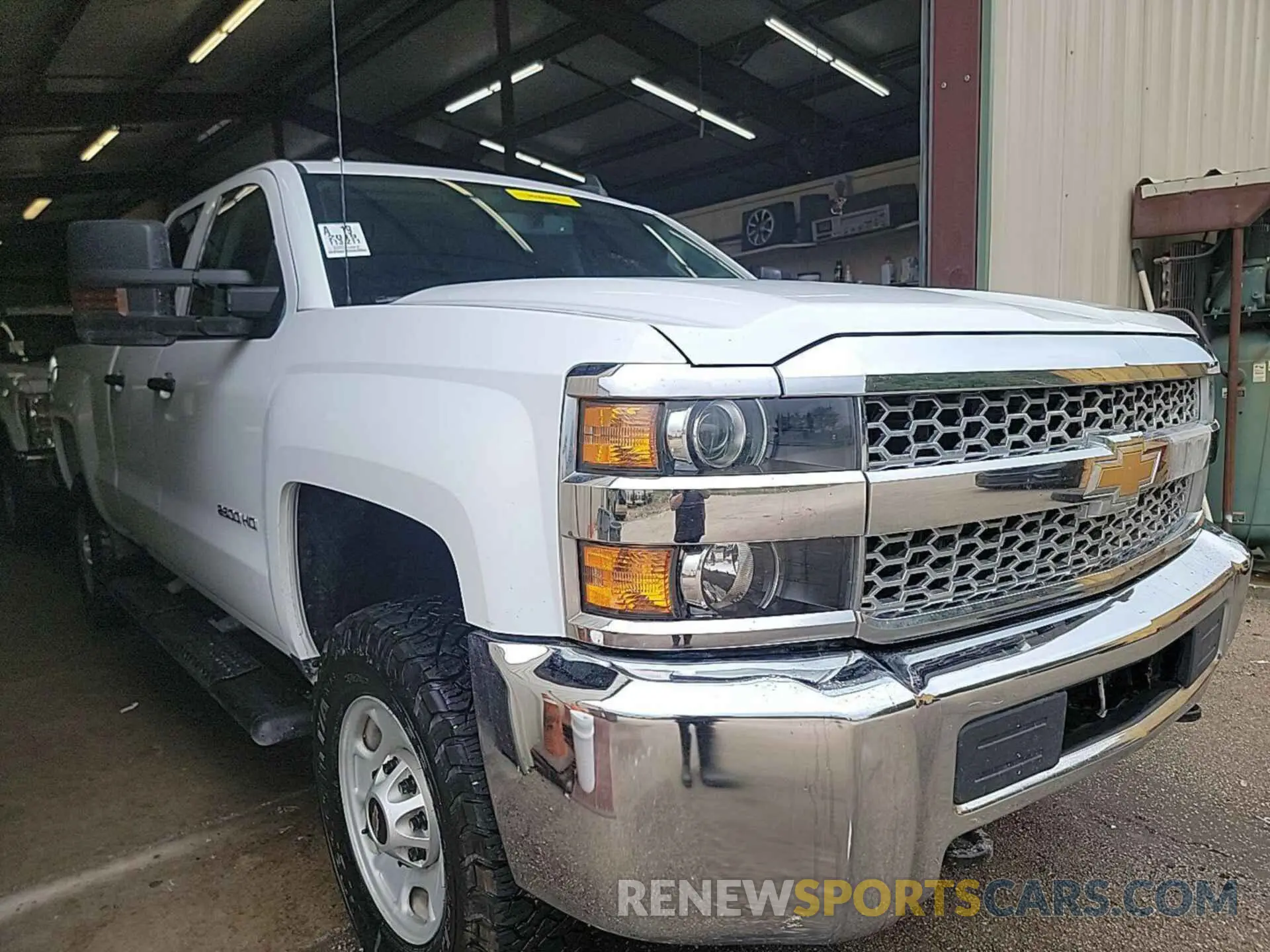 3 Photograph of a damaged car 2GC2KREGXK1230746 CHEVROLET SILVERADO 2019