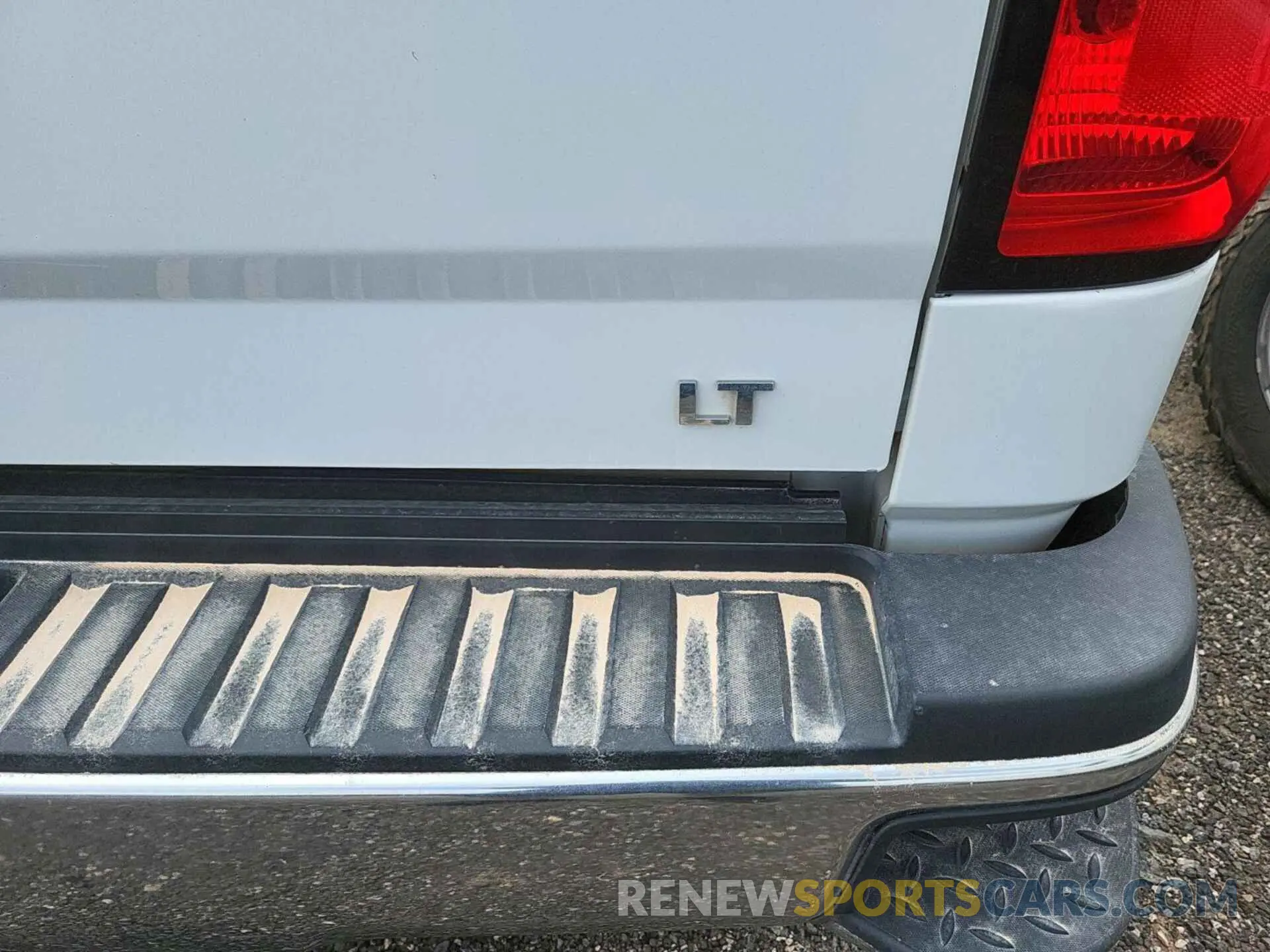 12 Photograph of a damaged car 2GC2KSEG2K1159212 CHEVROLET SILVERADO 2019