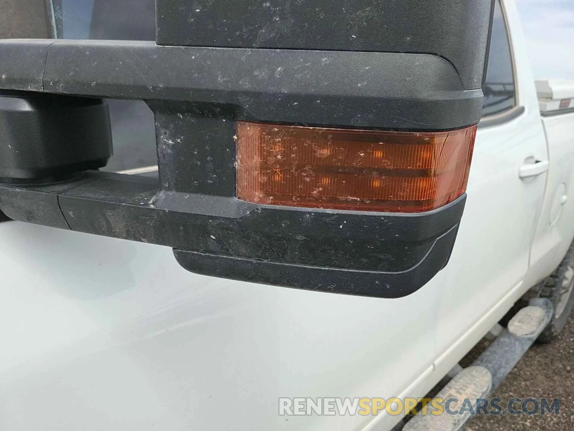 14 Photograph of a damaged car 2GC2KSEG2K1159212 CHEVROLET SILVERADO 2019