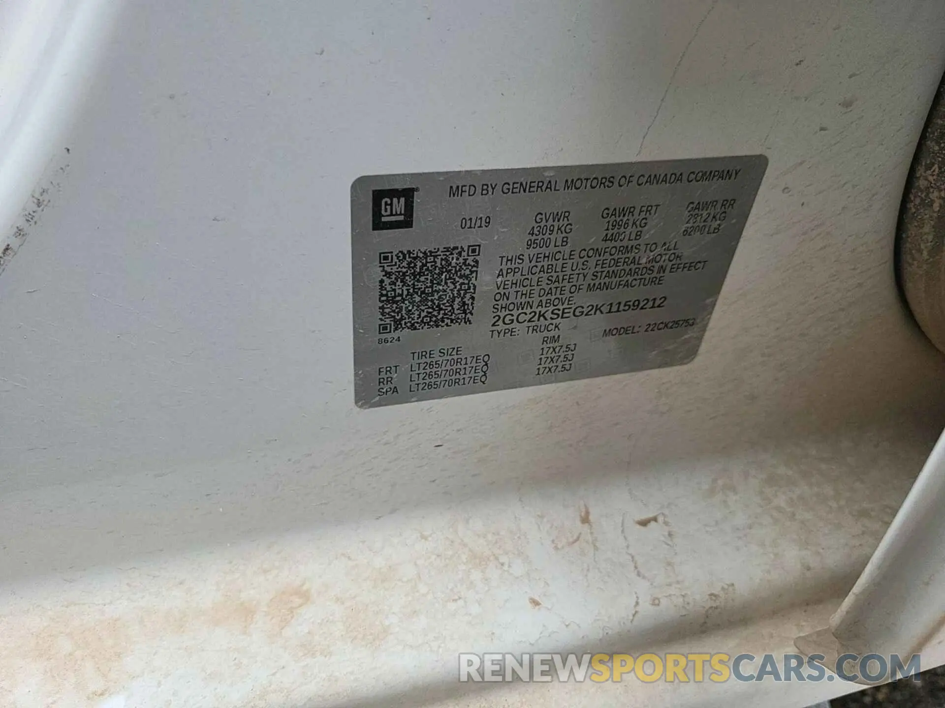 18 Photograph of a damaged car 2GC2KSEG2K1159212 CHEVROLET SILVERADO 2019