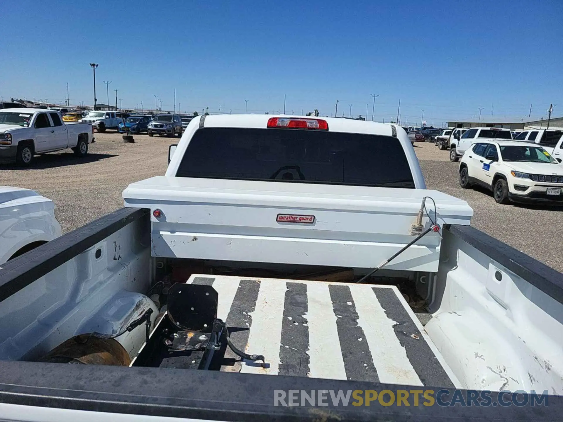 21 Photograph of a damaged car 2GC2KSEG3K1208692 CHEVROLET SILVERADO 2019